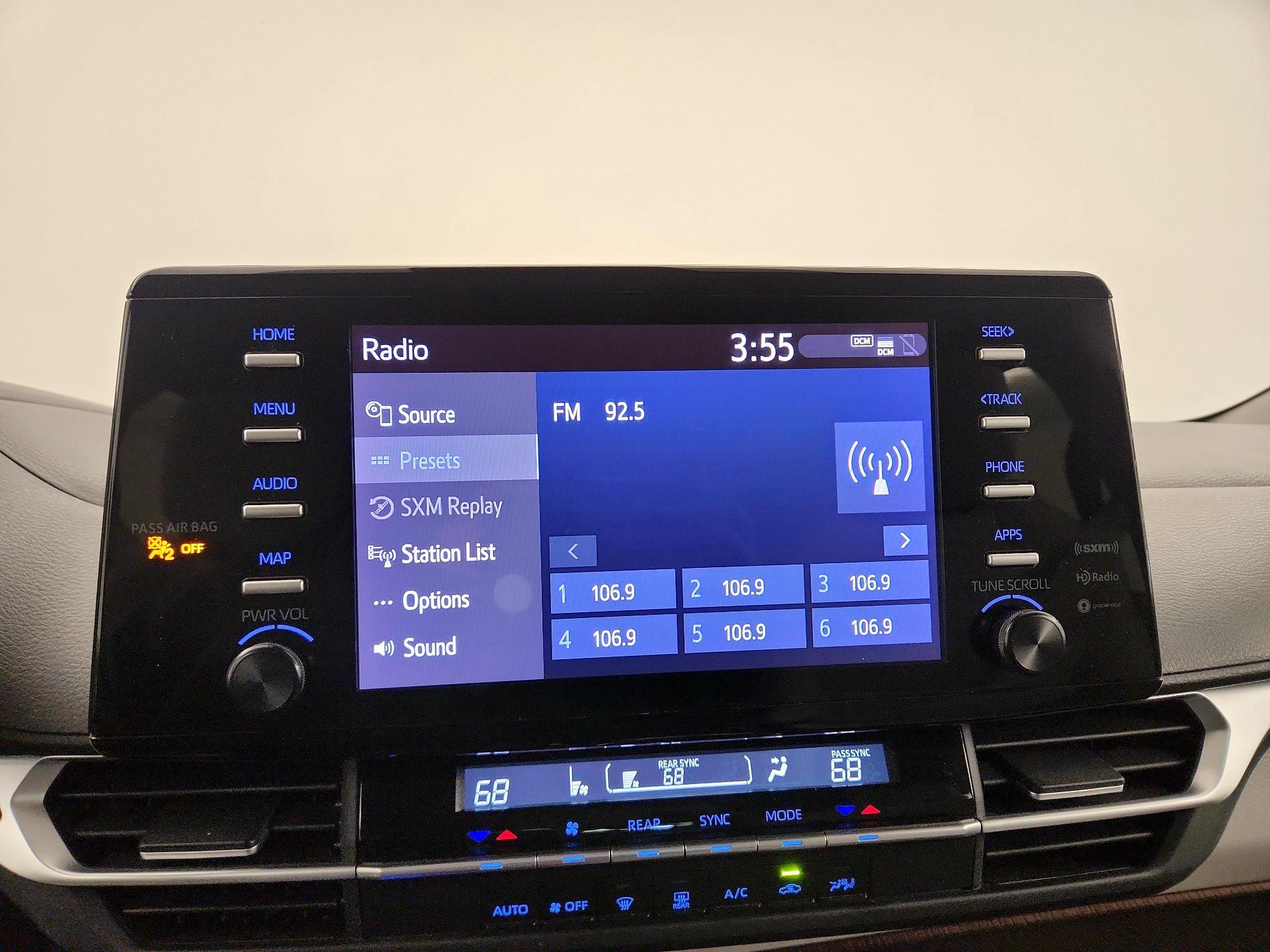 Thumbnail: 2024 Toyota Sienna - 15