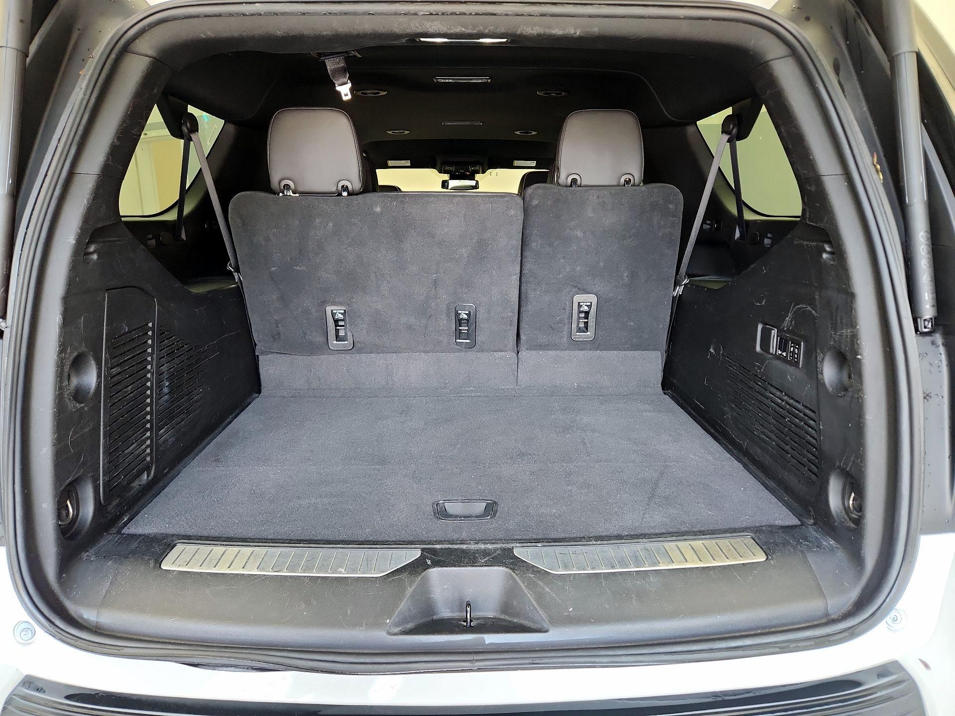 Thumbnail: 2023 Chevrolet Suburban - 20