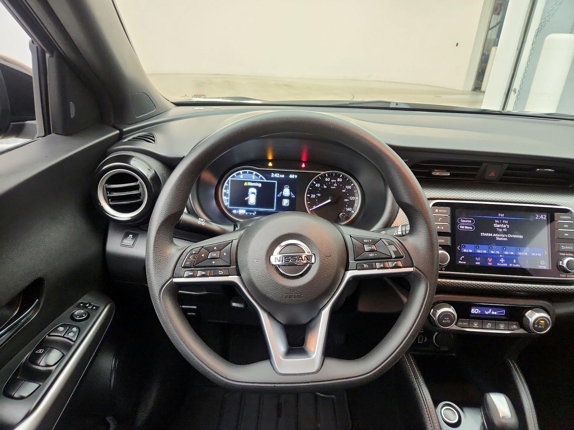 Thumbnail: 2018 Nissan Kicks - 10