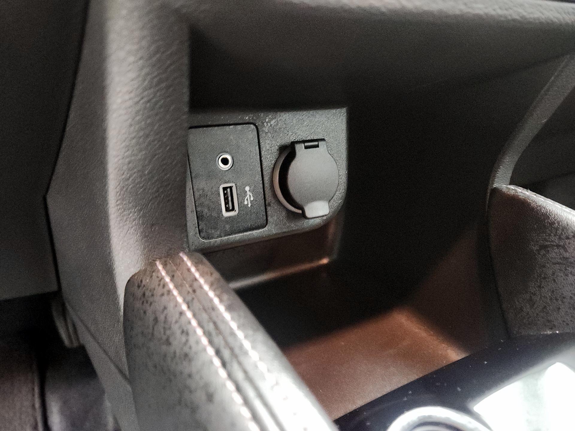 Thumbnail: 2018 Nissan Kicks - 18