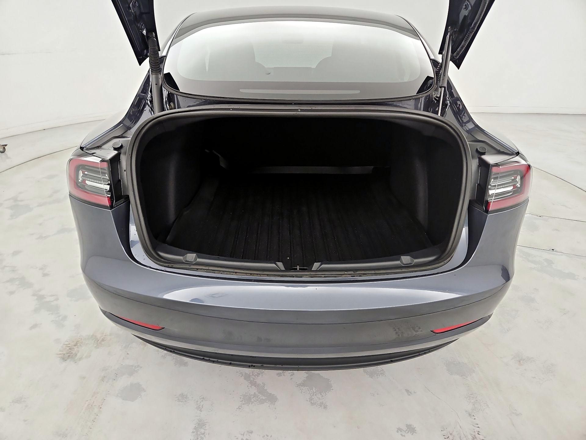 Thumbnail: 2023 Tesla Model 3 - 19