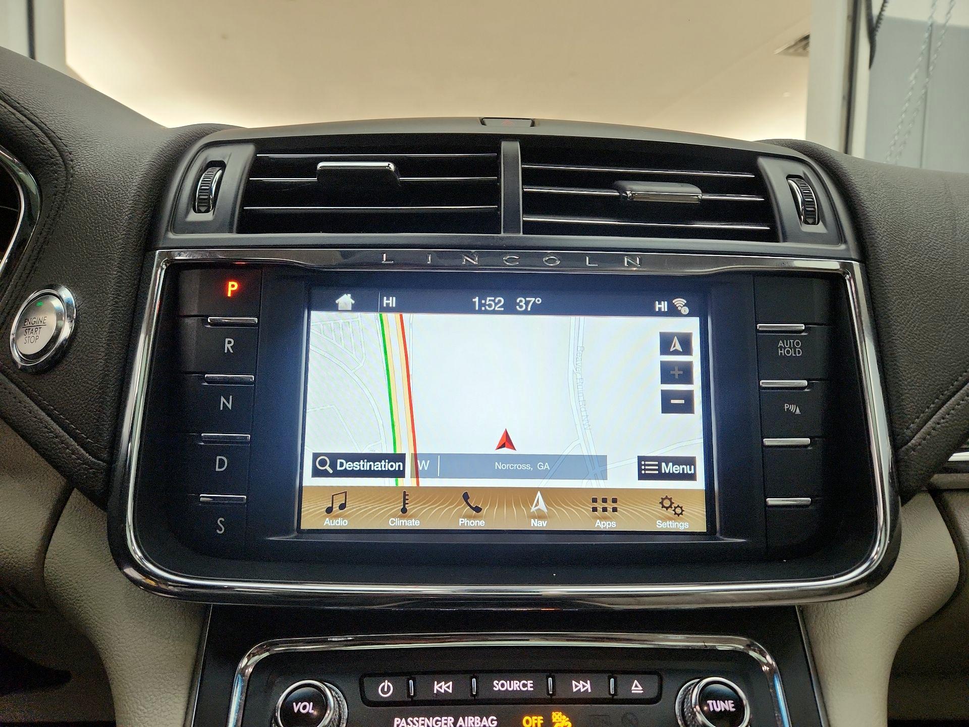 Thumbnail: 2018 Lincoln Continental - 14