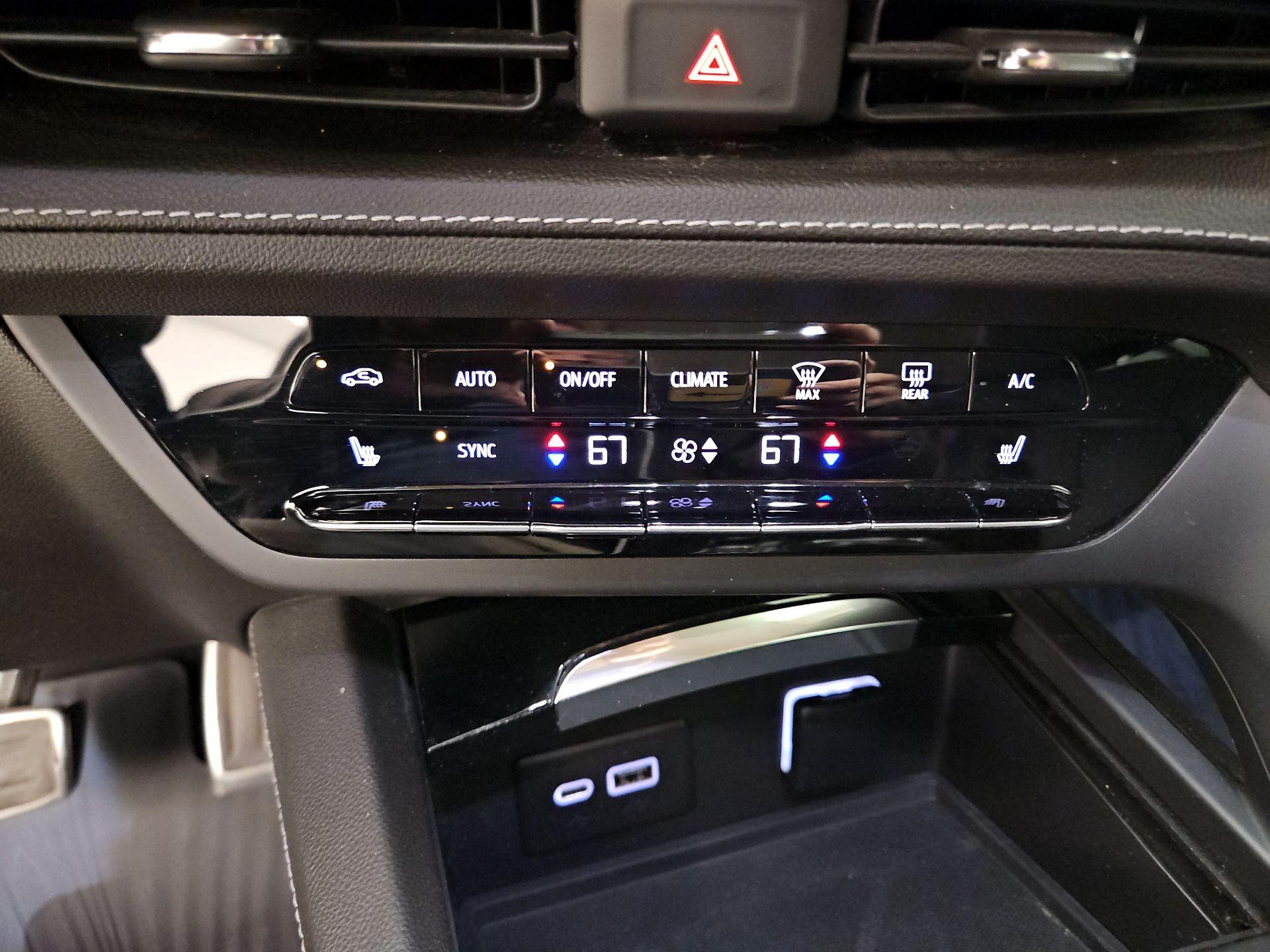 Thumbnail: 2022 Buick Envision - 16