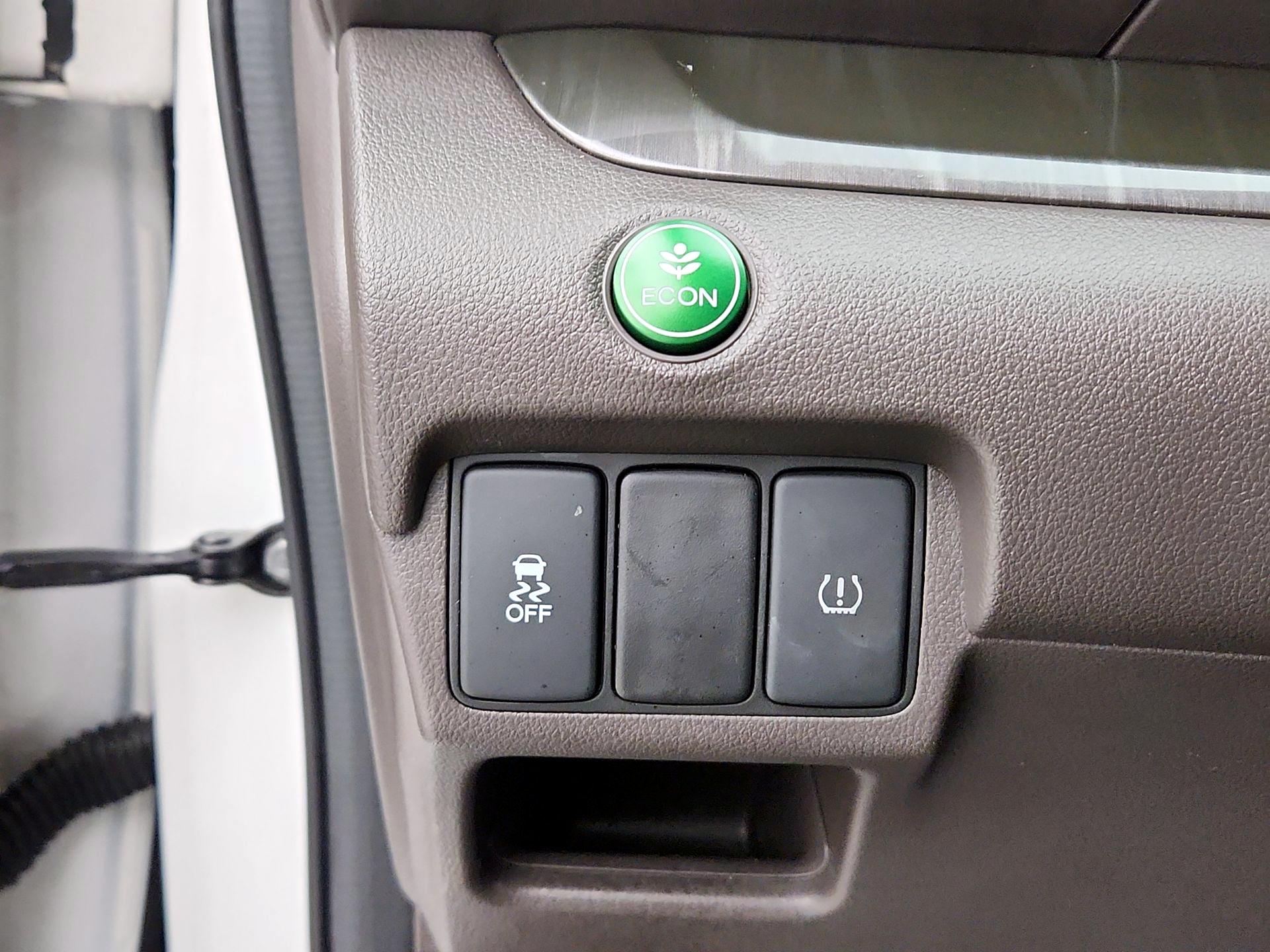 Thumbnail: 2014 Honda CR-V - 13