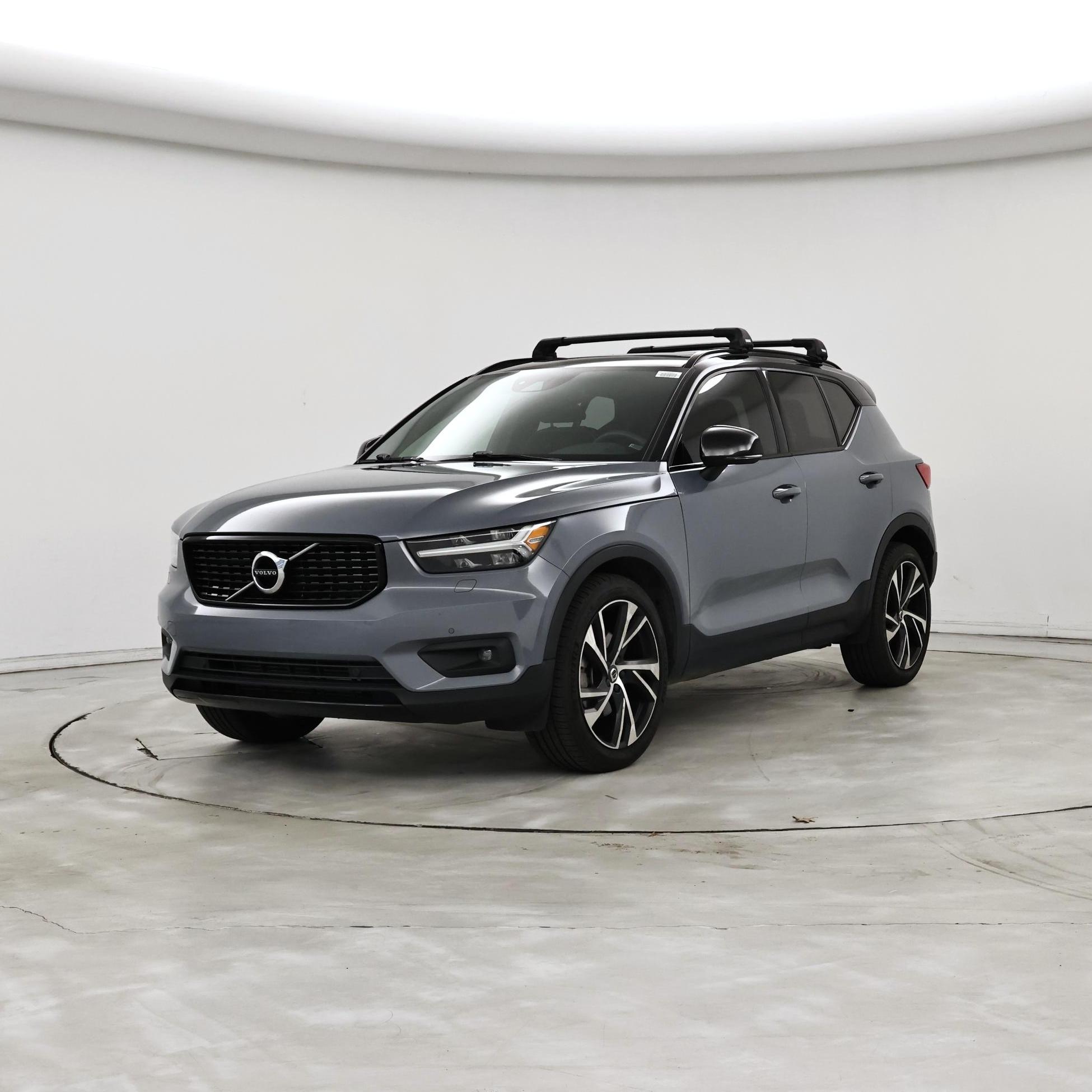 Thumbnail: 2022 Volvo XC40 - 4