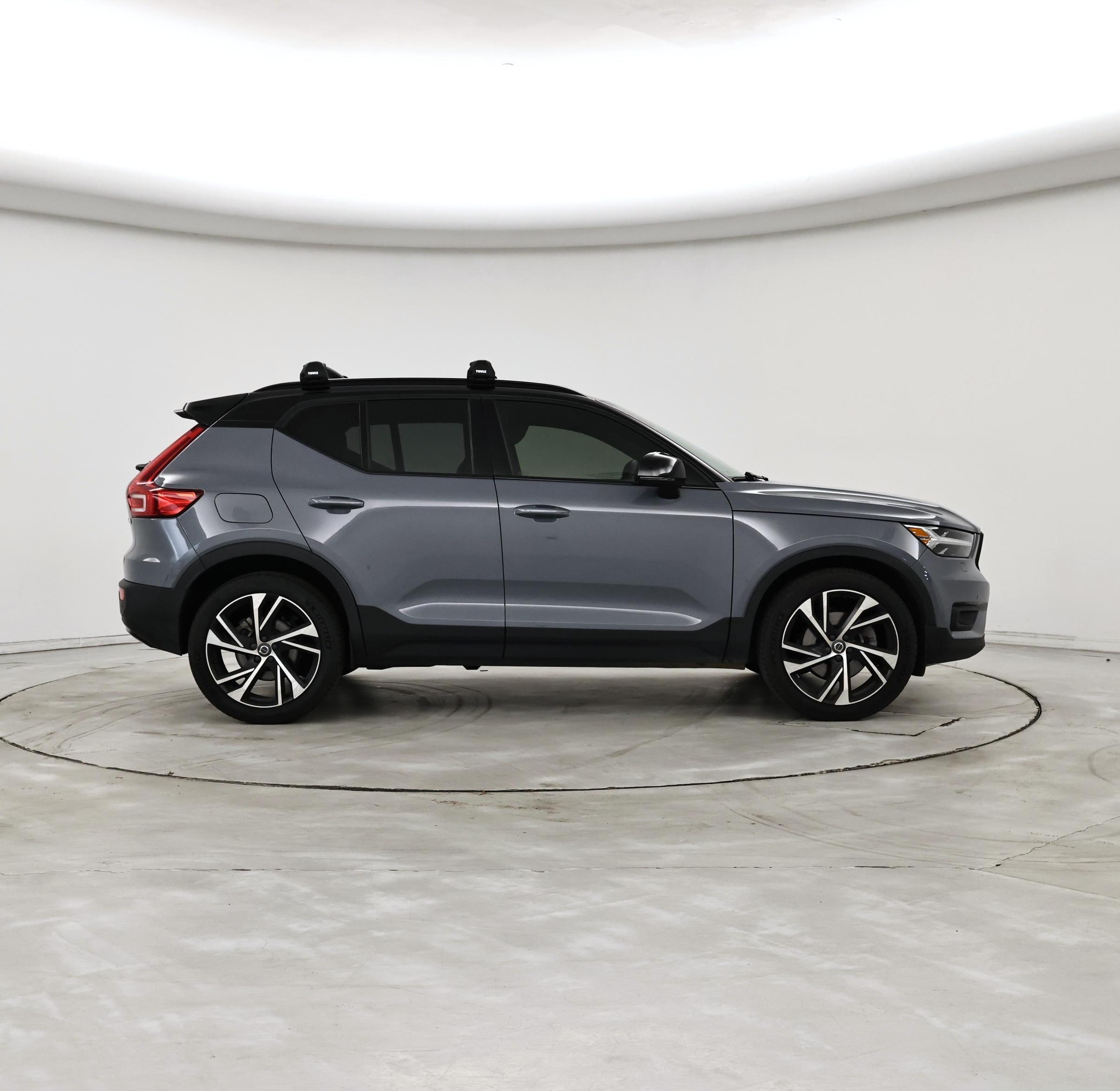 Thumbnail: 2022 Volvo XC40 - 7