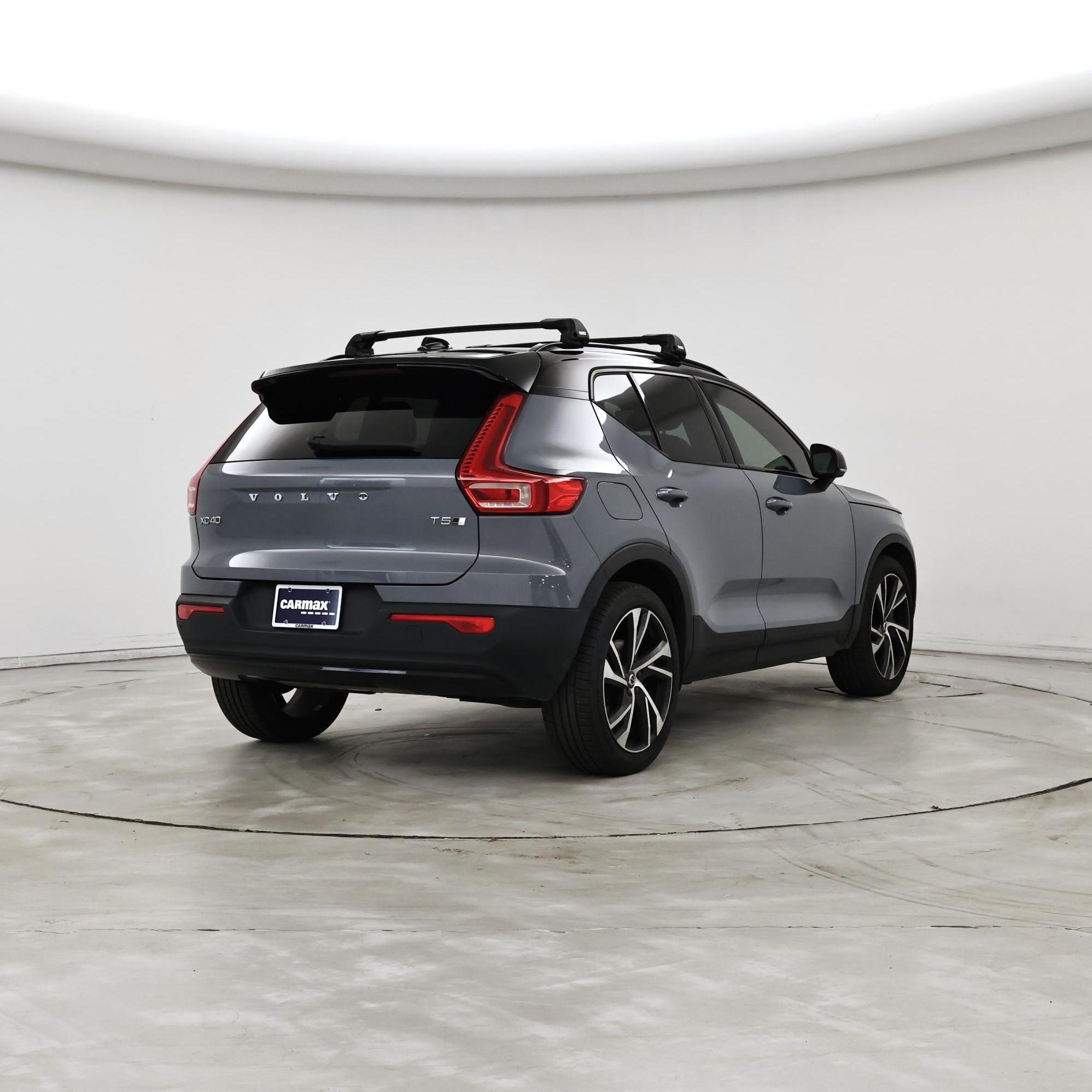 Thumbnail: 2022 Volvo XC40 - 8