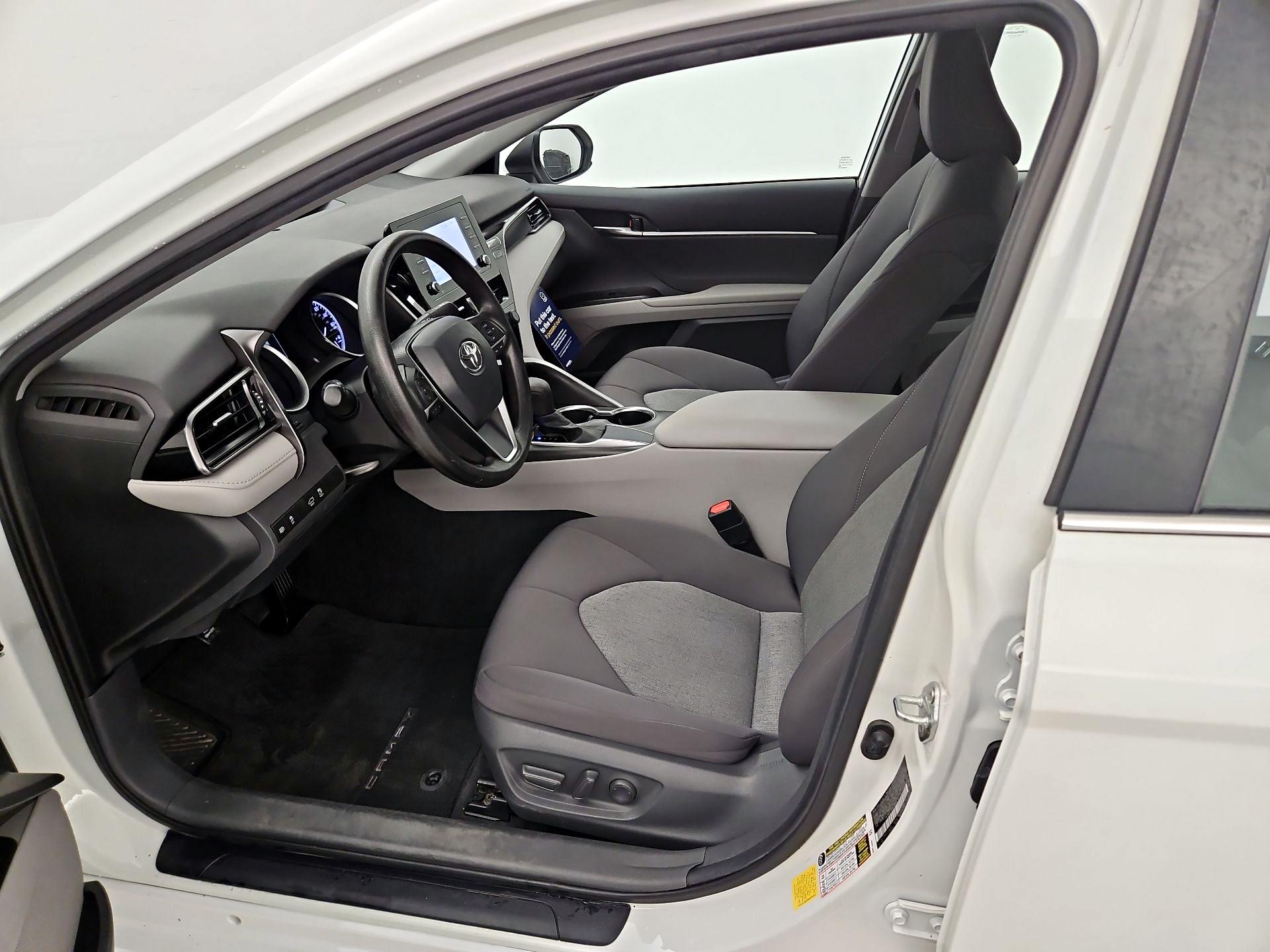 Thumbnail: 2021 Toyota Camry - 11