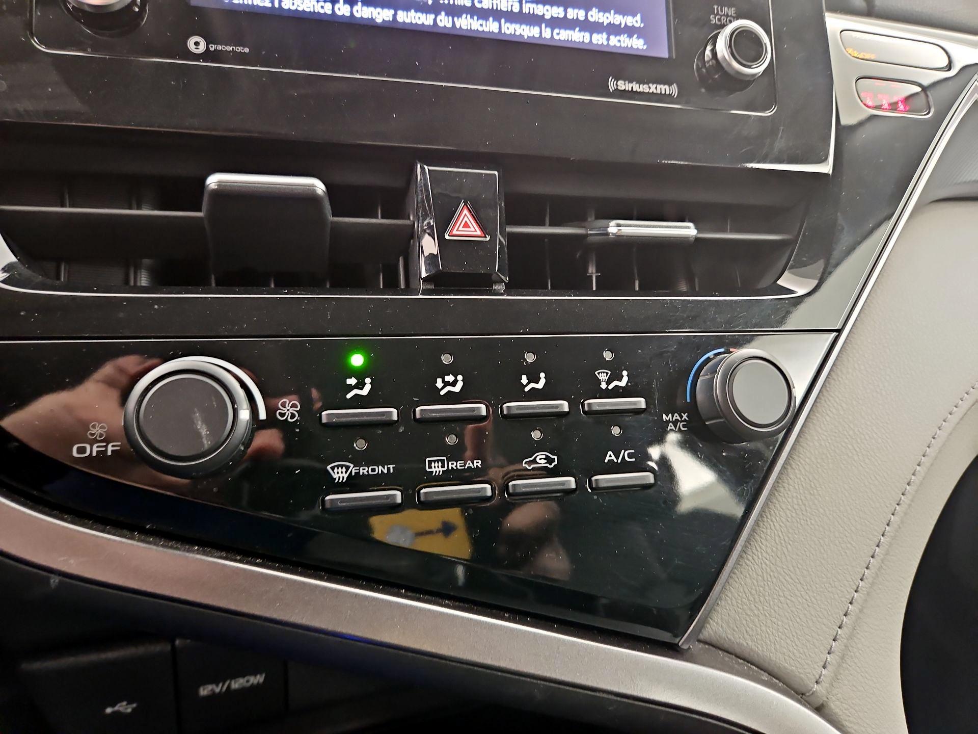 Thumbnail: 2021 Toyota Camry - 16