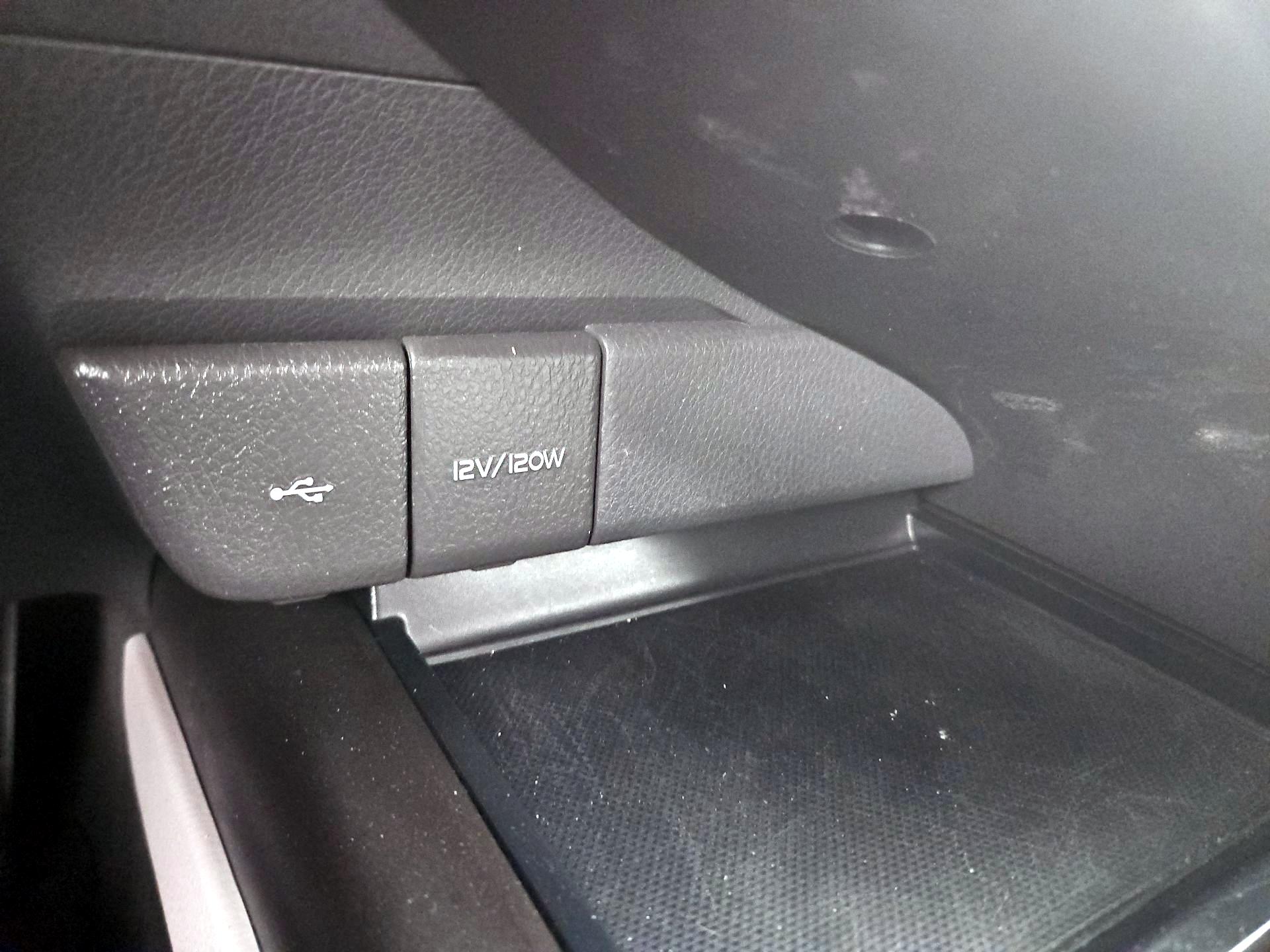 Thumbnail: 2021 Toyota Camry - 18