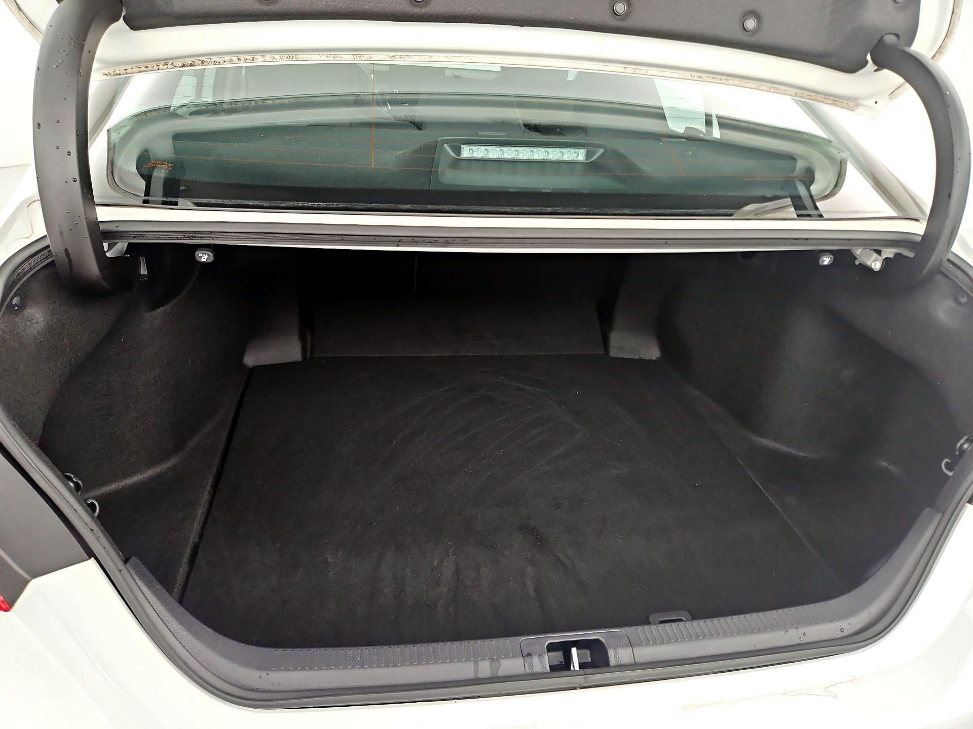 Thumbnail: 2021 Toyota Camry - 20