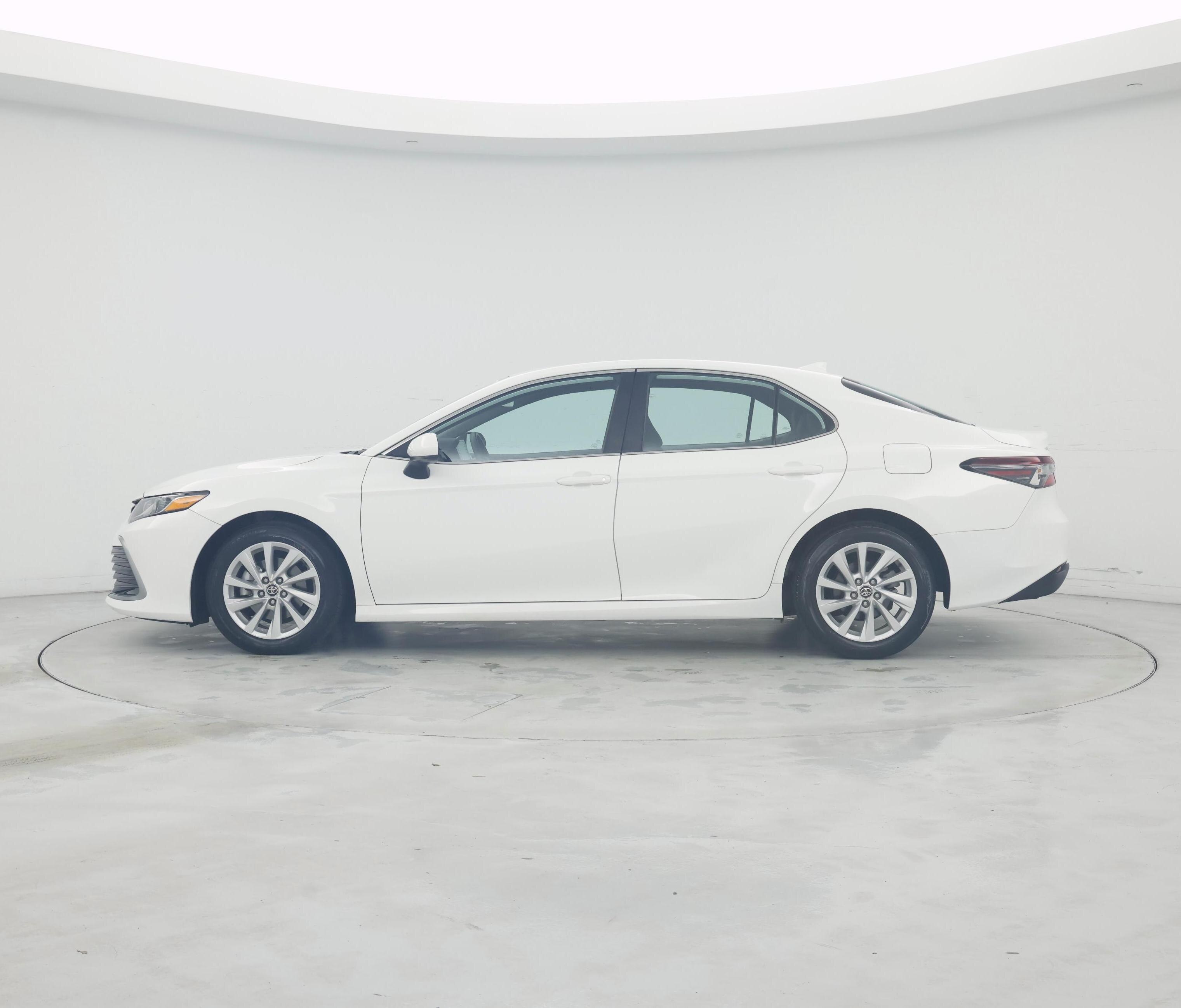 Thumbnail: 2021 Toyota Camry - 3