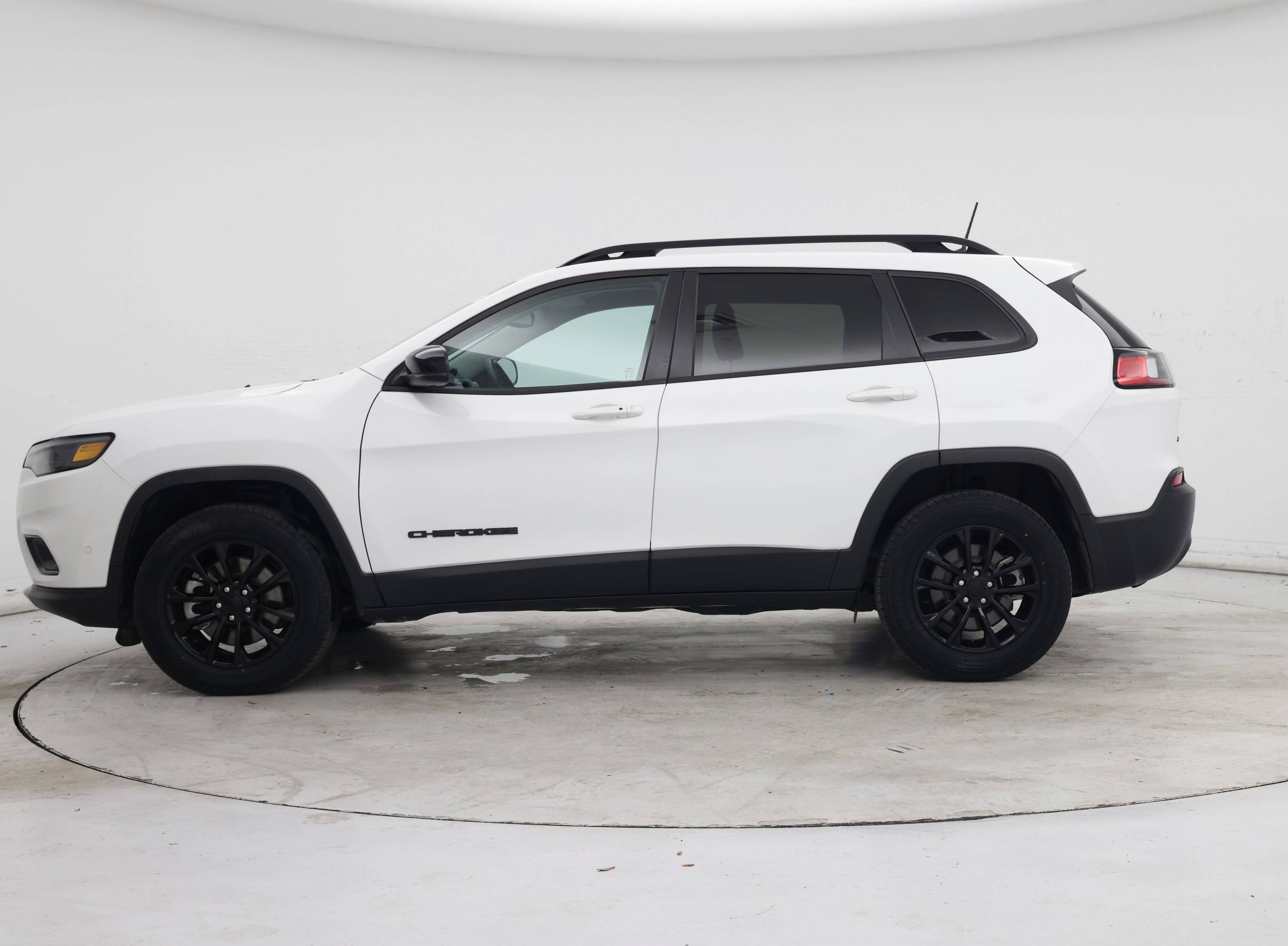 Thumbnail: 2023 Jeep Cherokee - 3