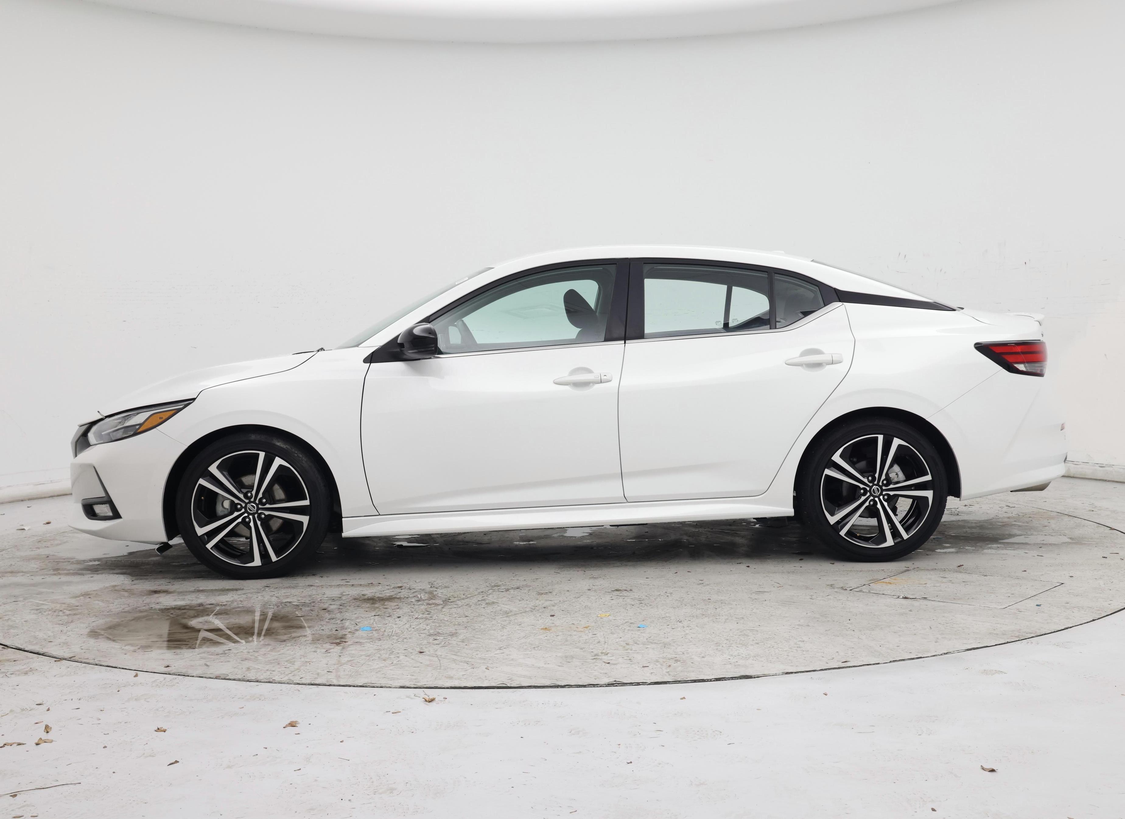 Thumbnail: 2023 Nissan Sentra - 3