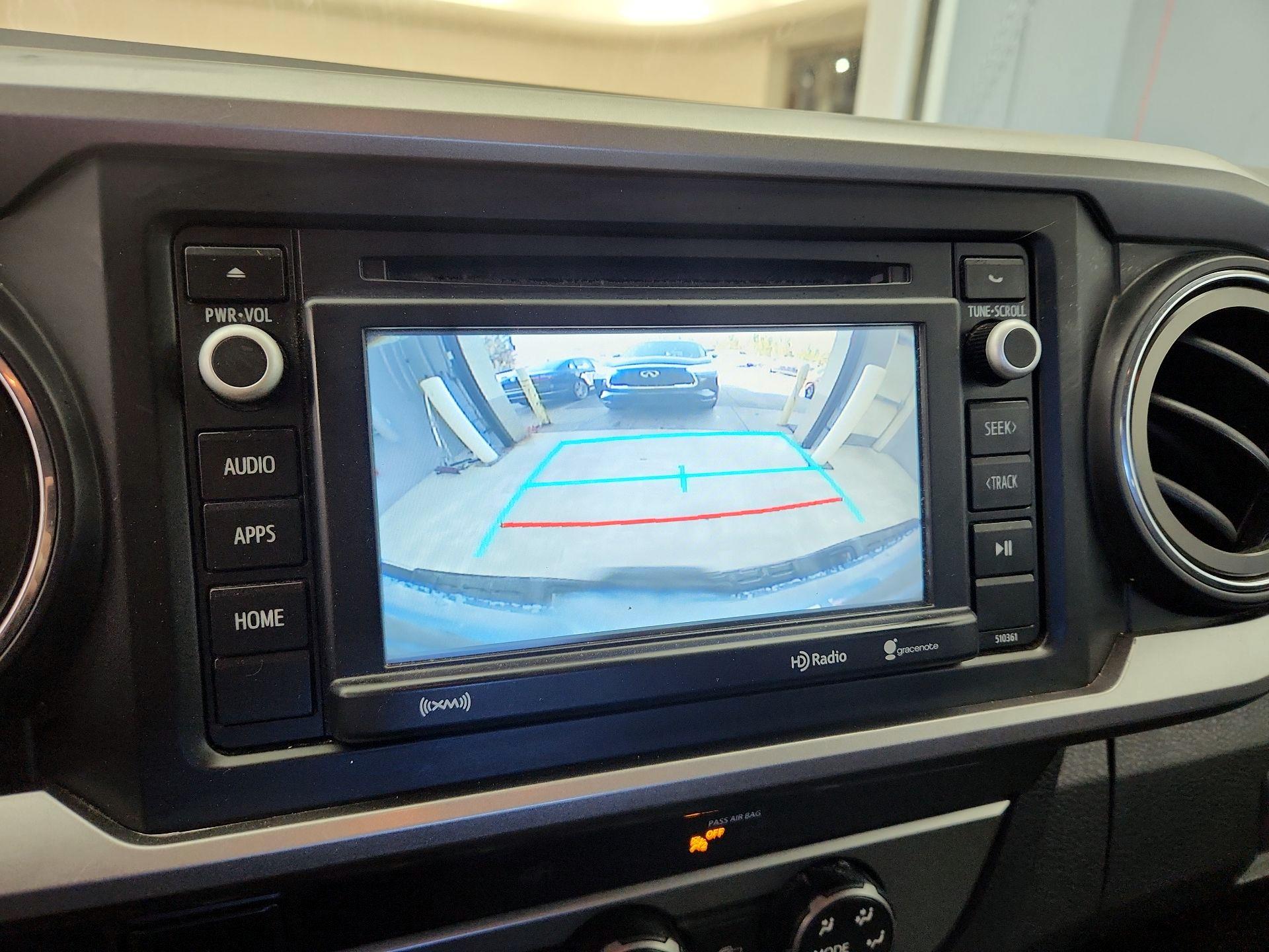 Thumbnail: 2019 Toyota Tacoma - 14