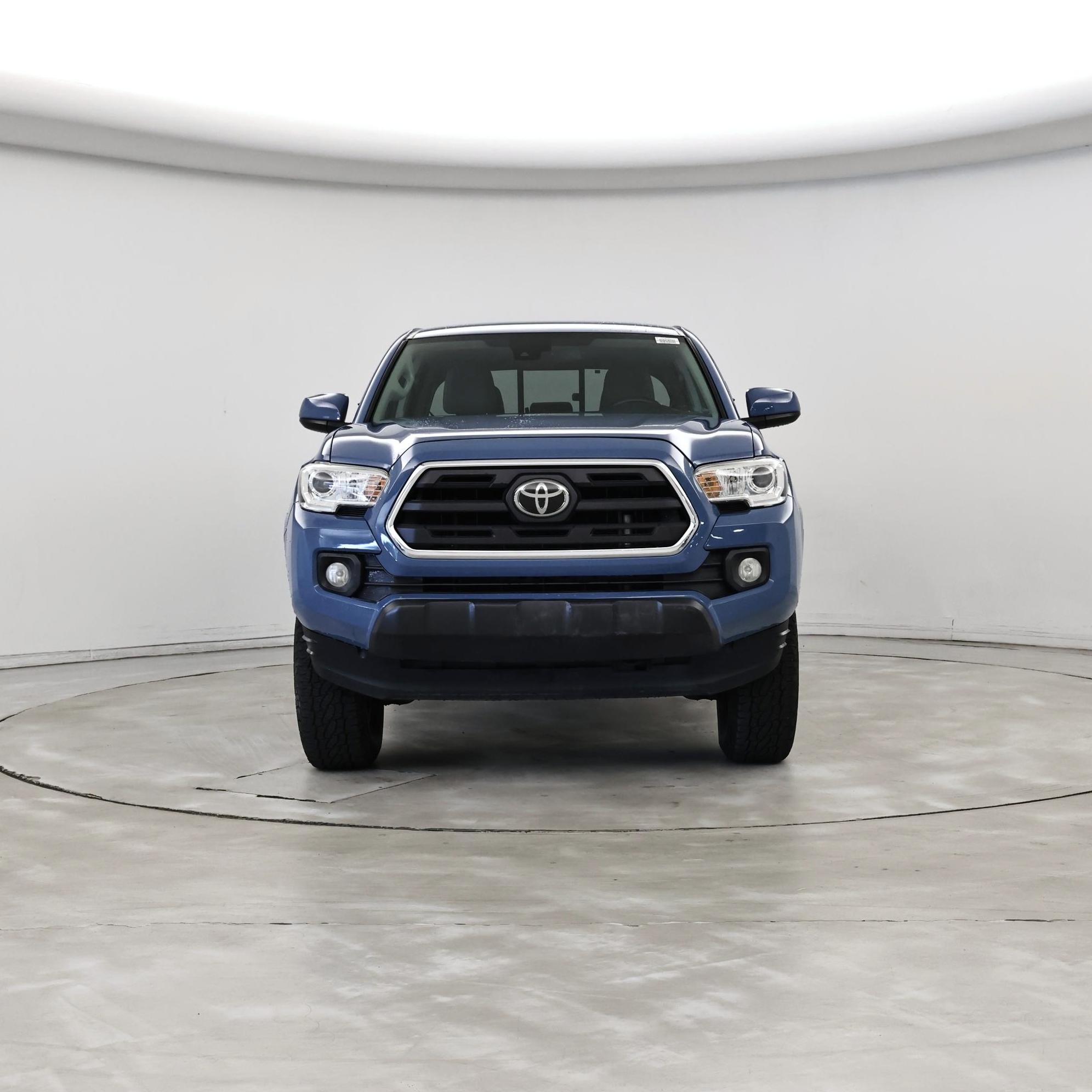 Thumbnail: 2019 Toyota Tacoma - 5