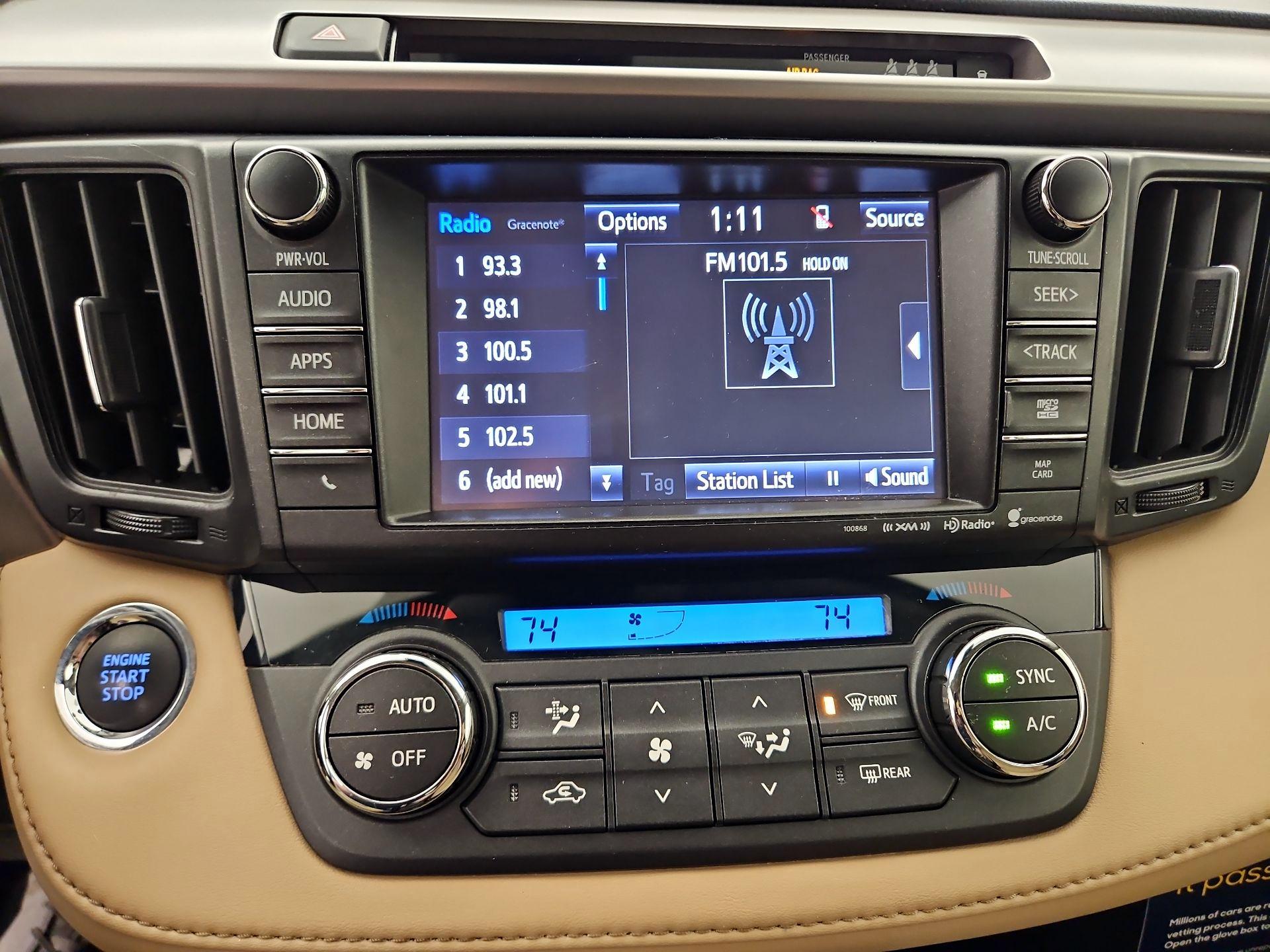 Thumbnail: 2018 Toyota RAV4 - 15