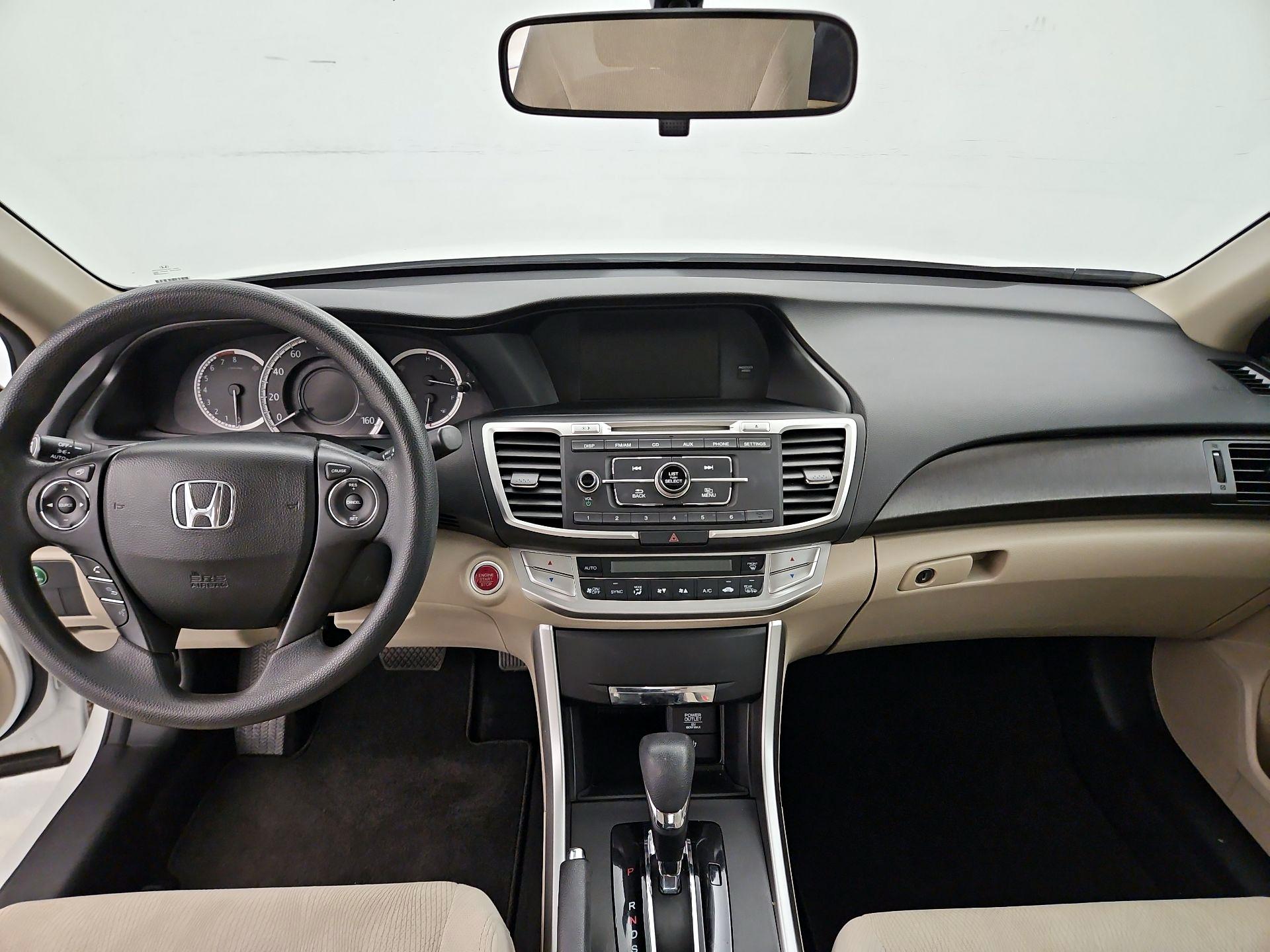 Thumbnail: 2015 Honda Accord - 9