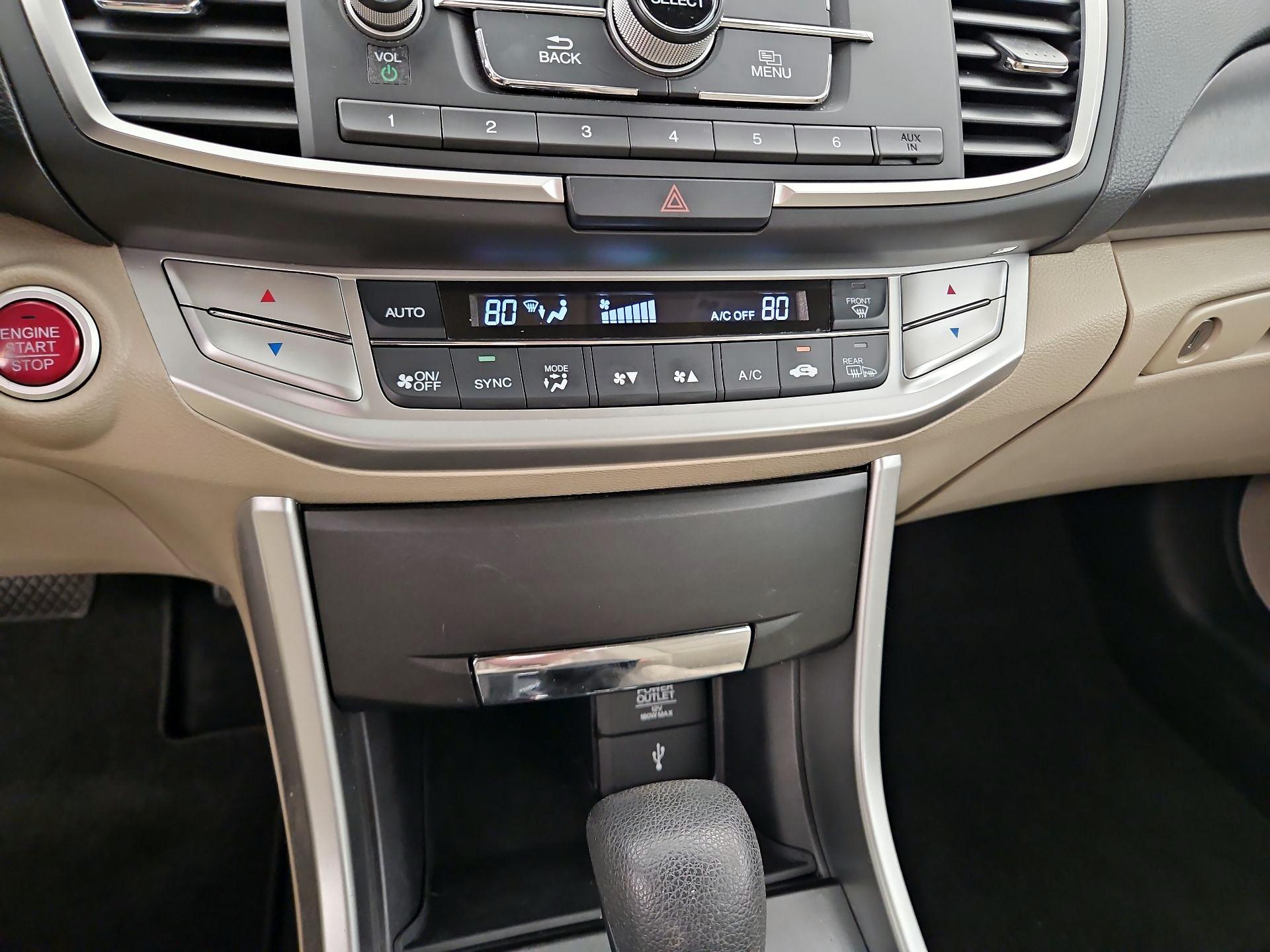 Thumbnail: 2015 Honda Accord - 16