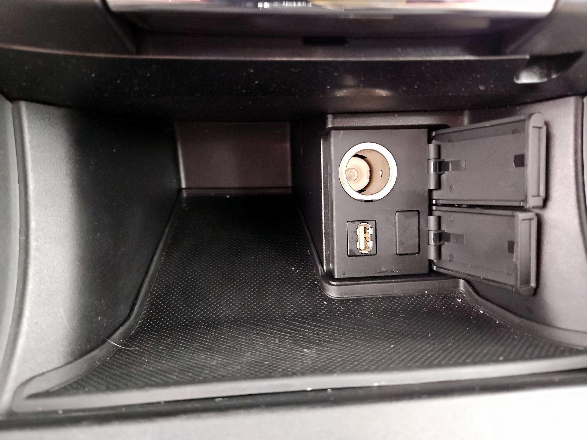 Thumbnail: 2015 Honda Accord - 18