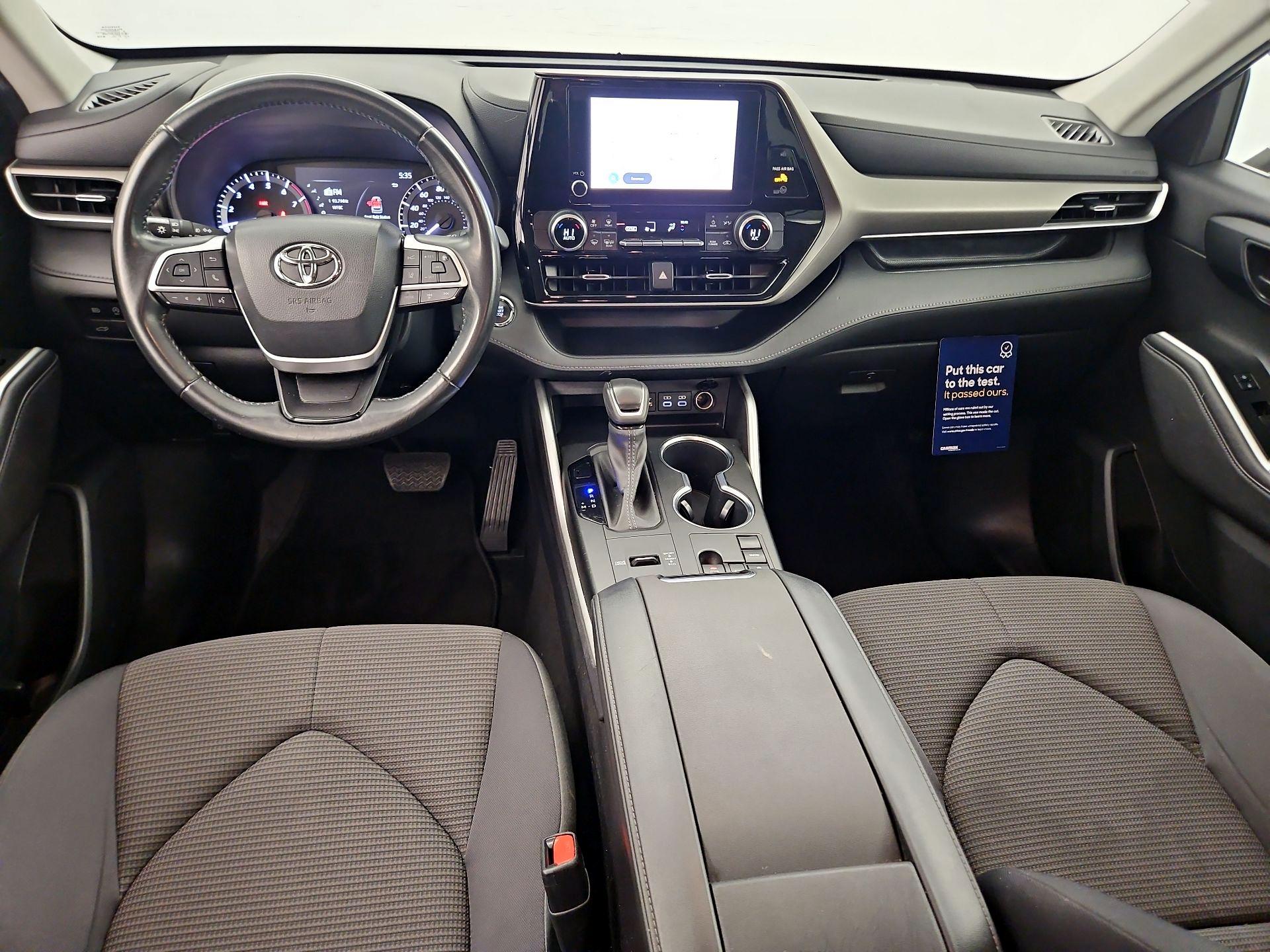 Thumbnail: 2023 Toyota Highlander - 9