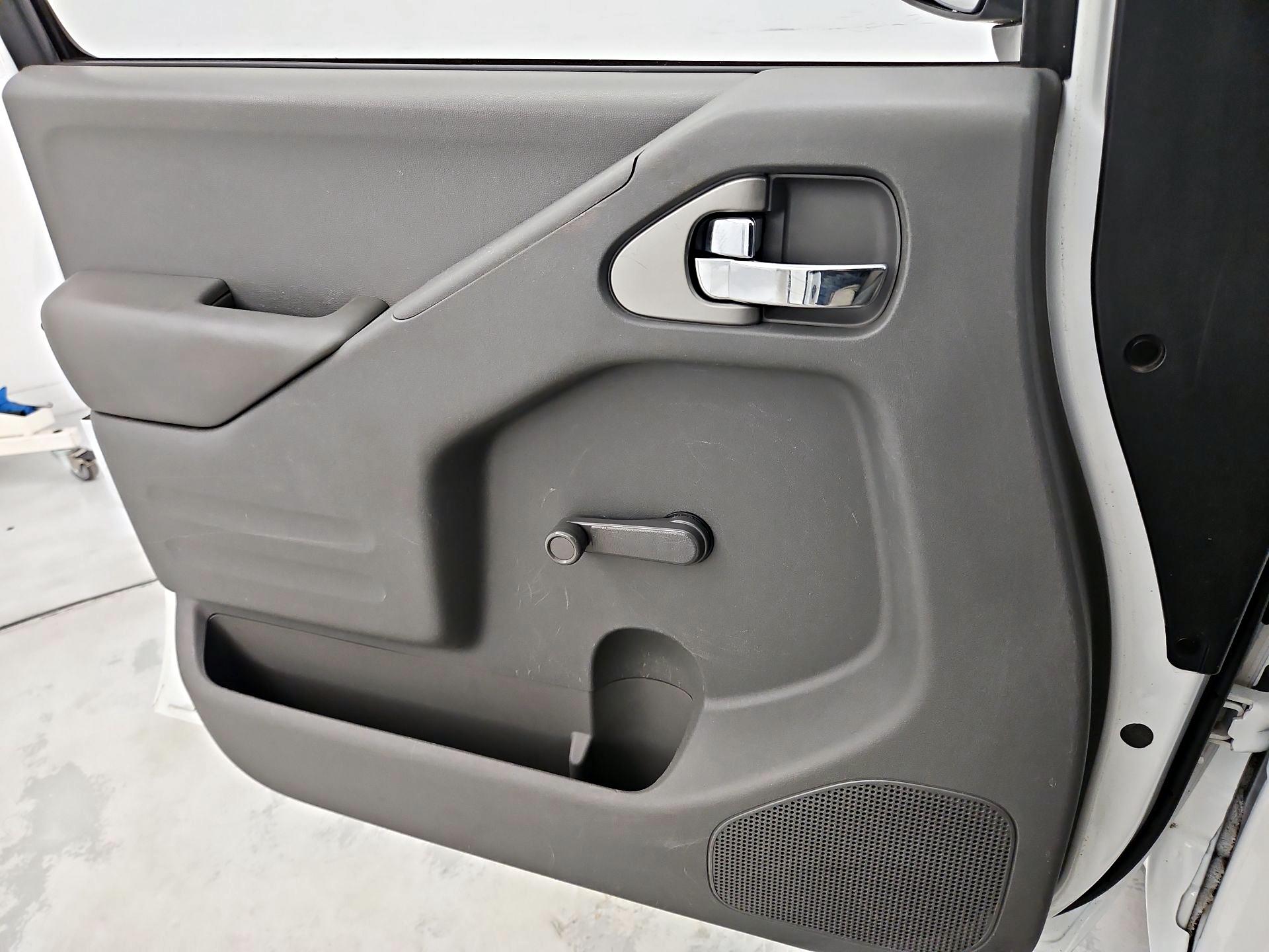 Thumbnail: 2016 Nissan Frontier - 12