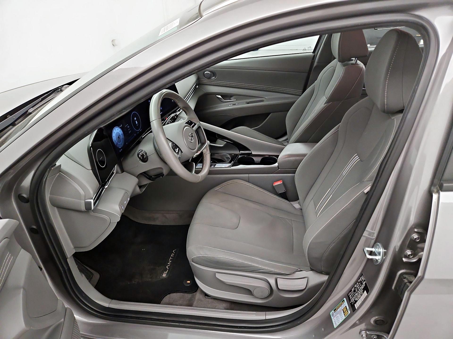 Thumbnail: 2023 Hyundai Elantra - 11