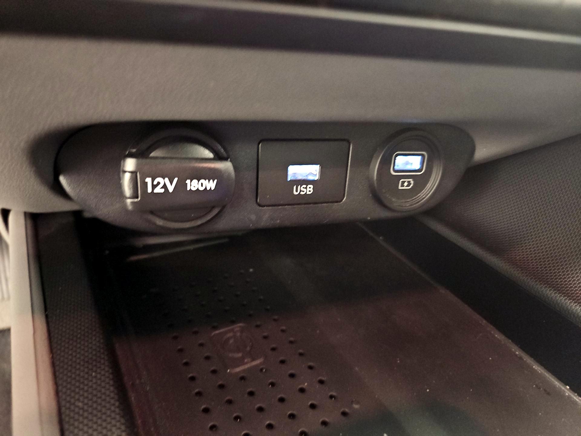 Thumbnail: 2023 Hyundai Elantra - 19