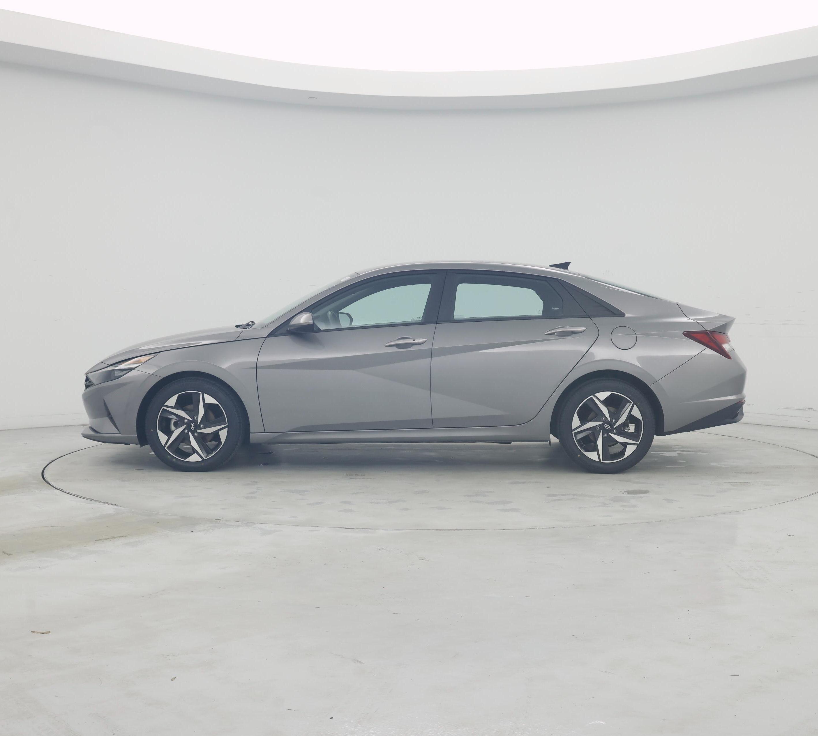 Thumbnail: 2023 Hyundai Elantra - 3