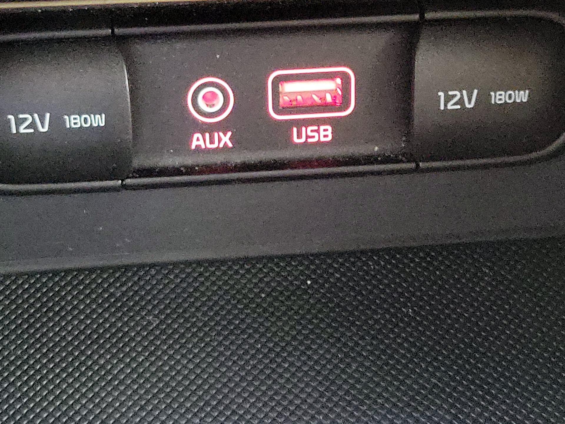 Thumbnail: 2017 Kia Sportage - 19