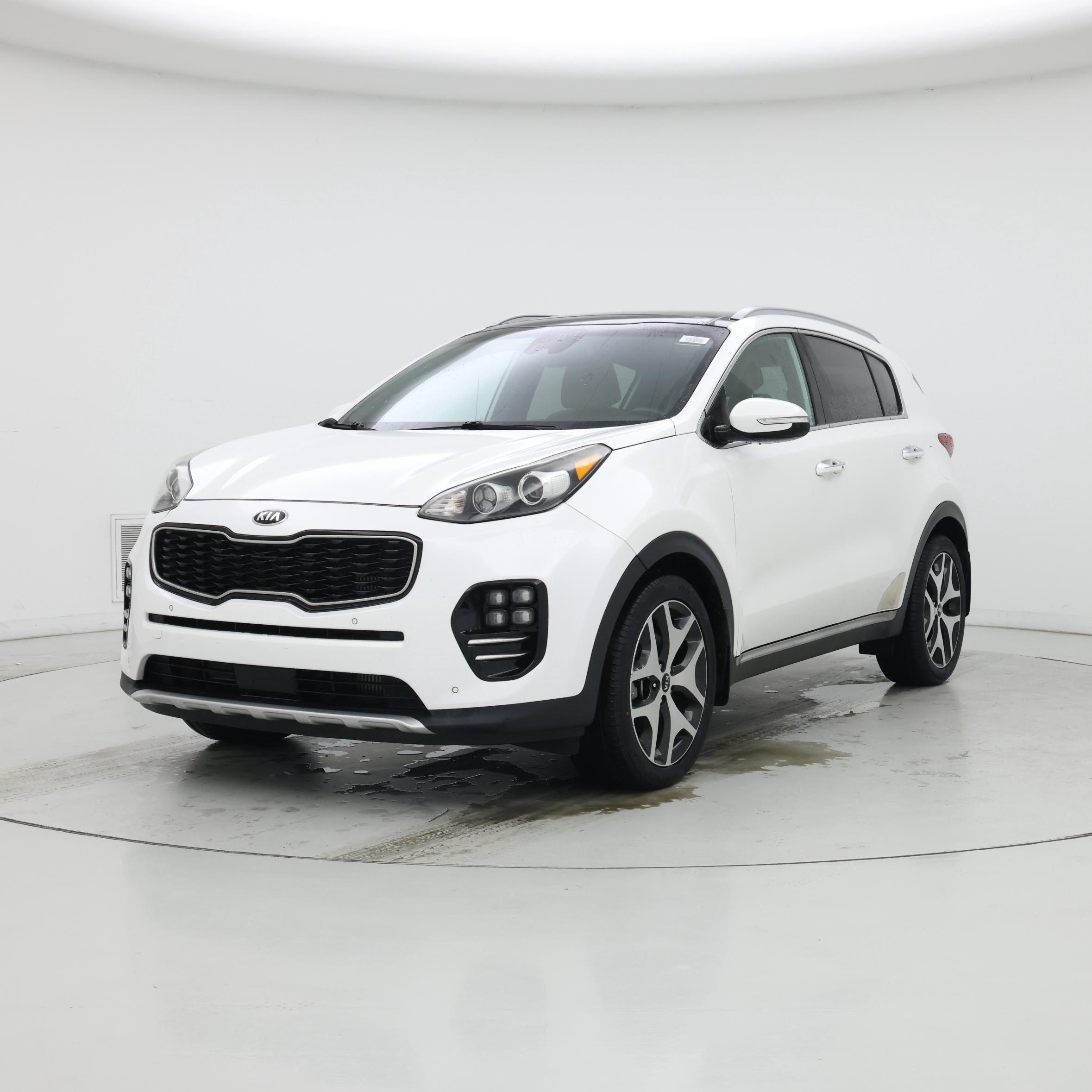 Thumbnail: 2017 Kia Sportage - 4