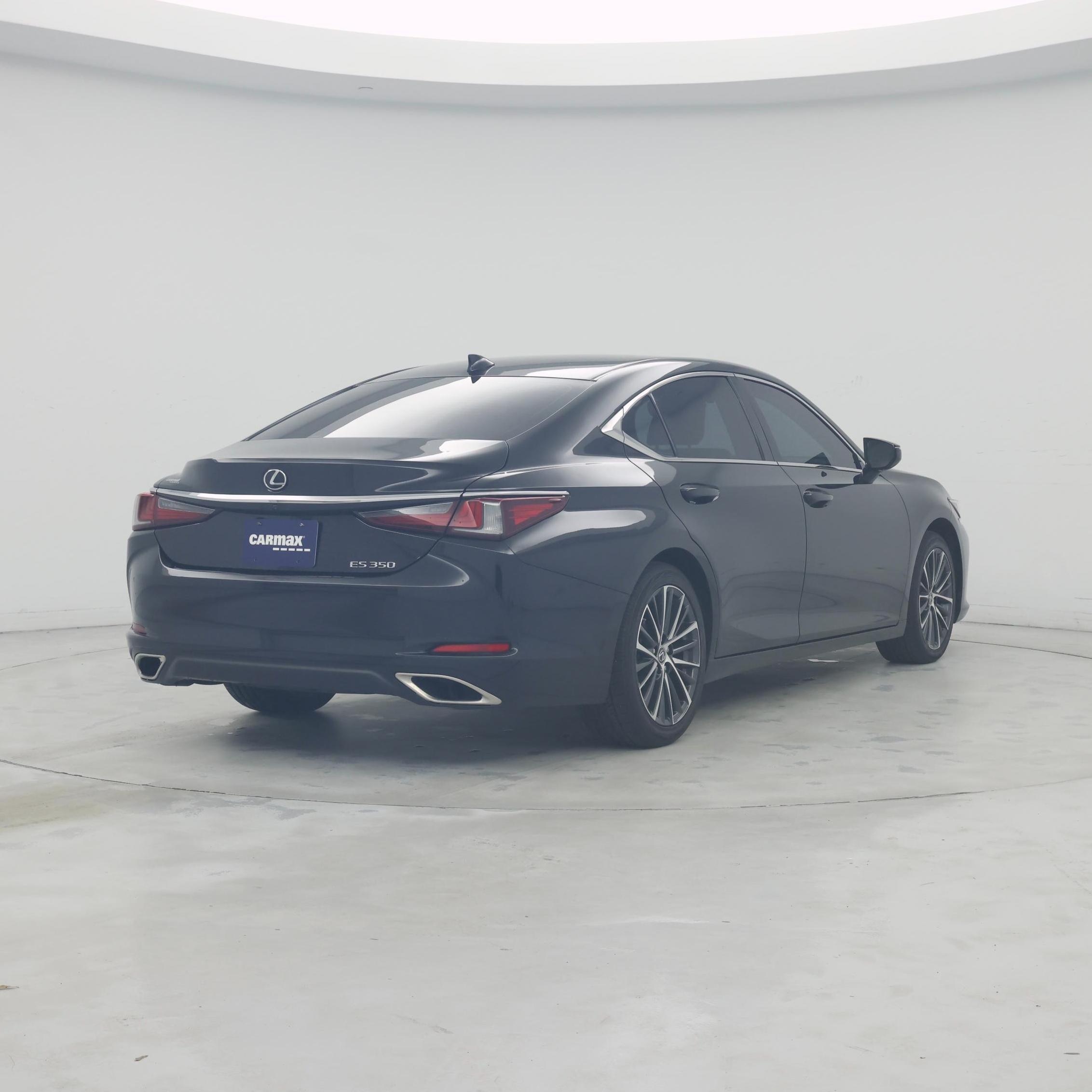 Thumbnail: 2022 Lexus ES - 8