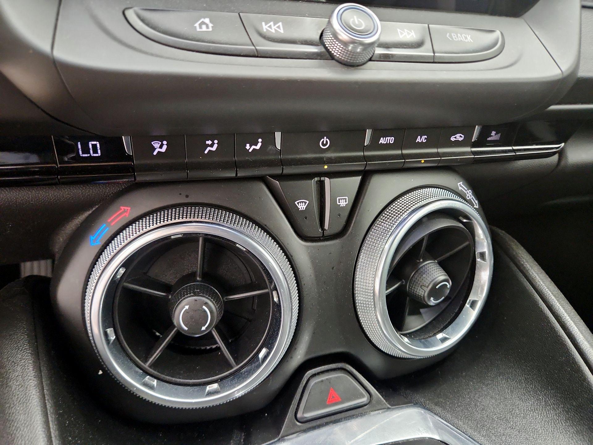 Thumbnail: 2021 Chevrolet Camaro - 15