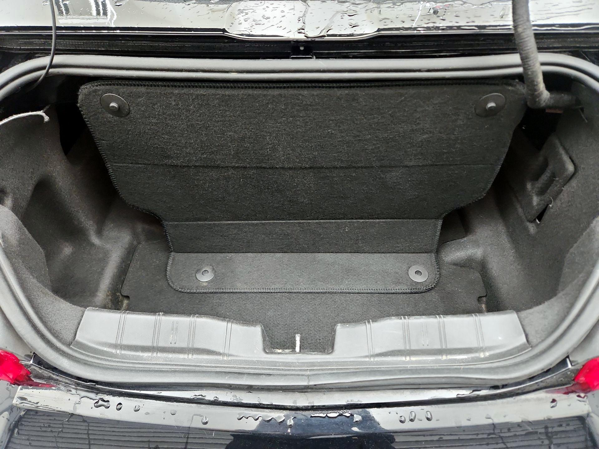 Thumbnail: 2021 Chevrolet Camaro - 18