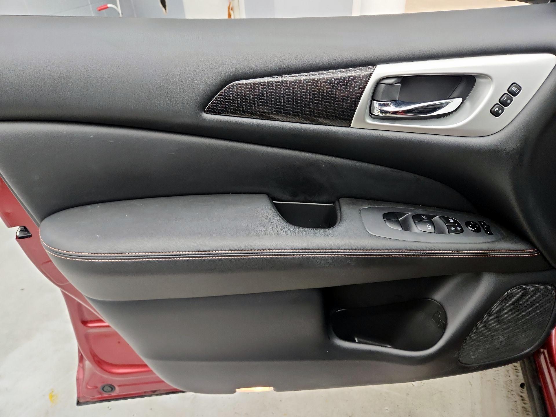 Thumbnail: 2020 Nissan Pathfinder - 12