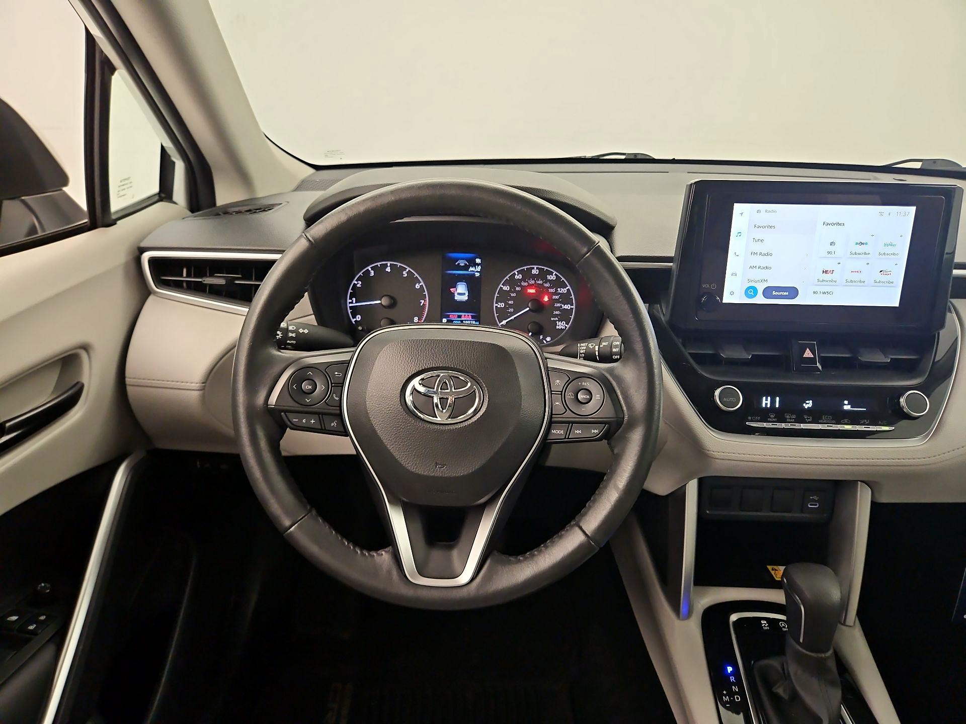 Thumbnail: 2023 Toyota Corolla Cross - 10