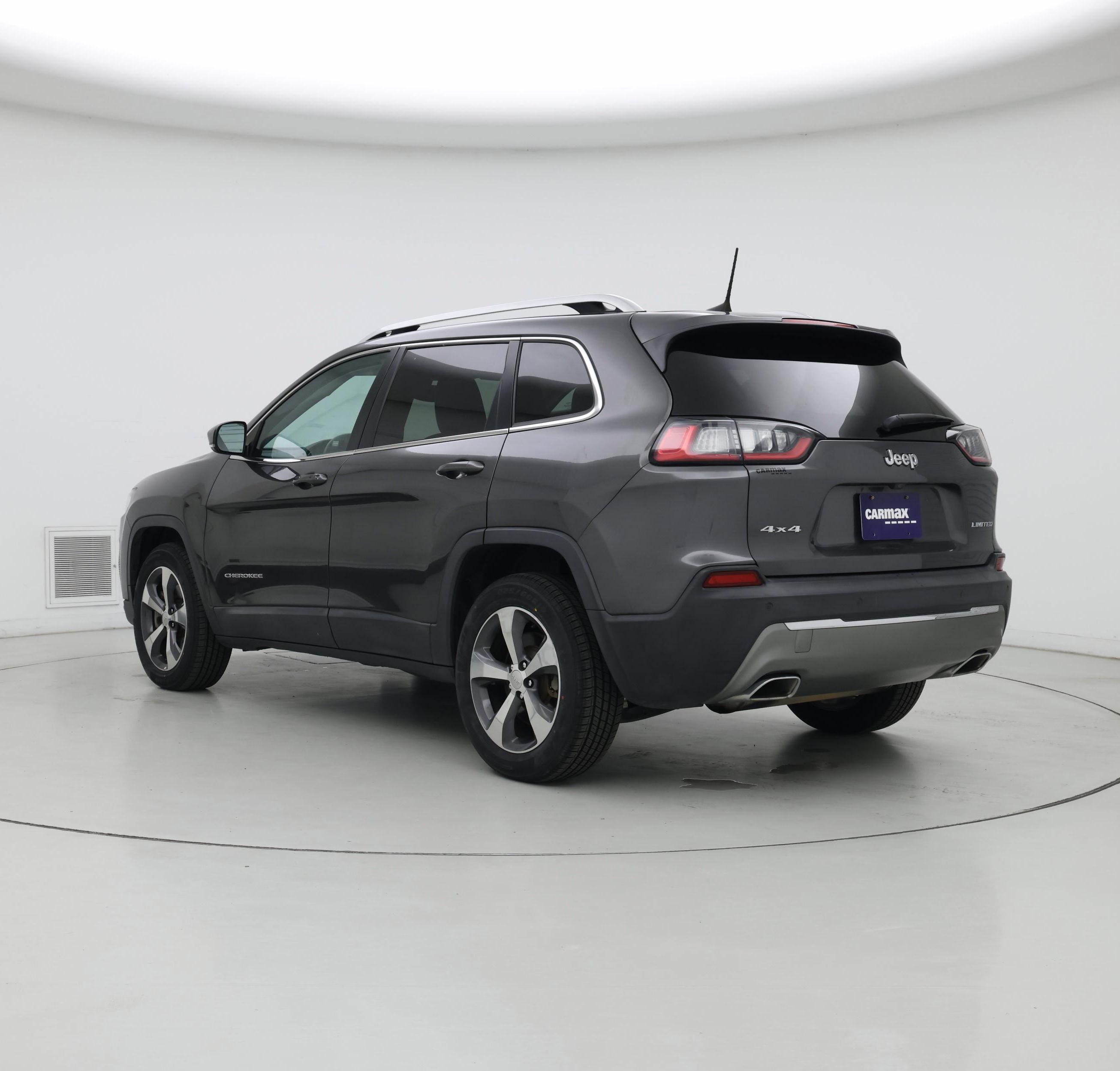 Thumbnail: 2019 Jeep Cherokee - 2