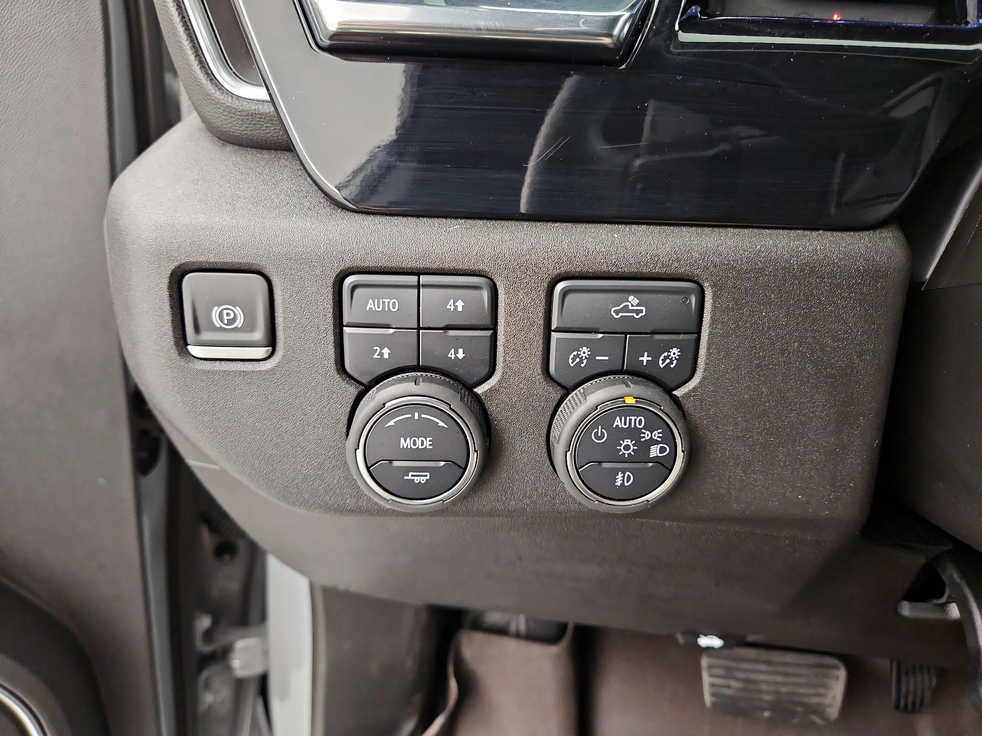 Thumbnail: 2025 Chevrolet Silverado 1500 - 13