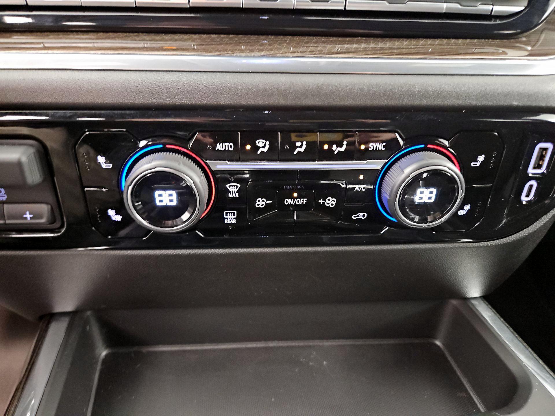 Thumbnail: 2025 Chevrolet Silverado 1500 - 17