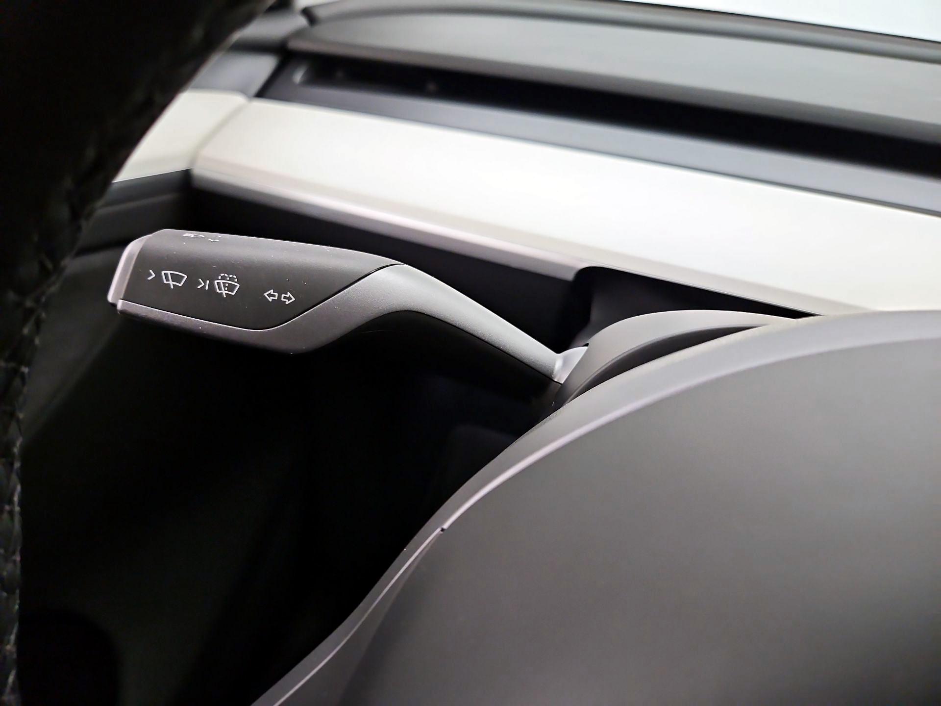 Thumbnail: 2025 Tesla Model Y - 13