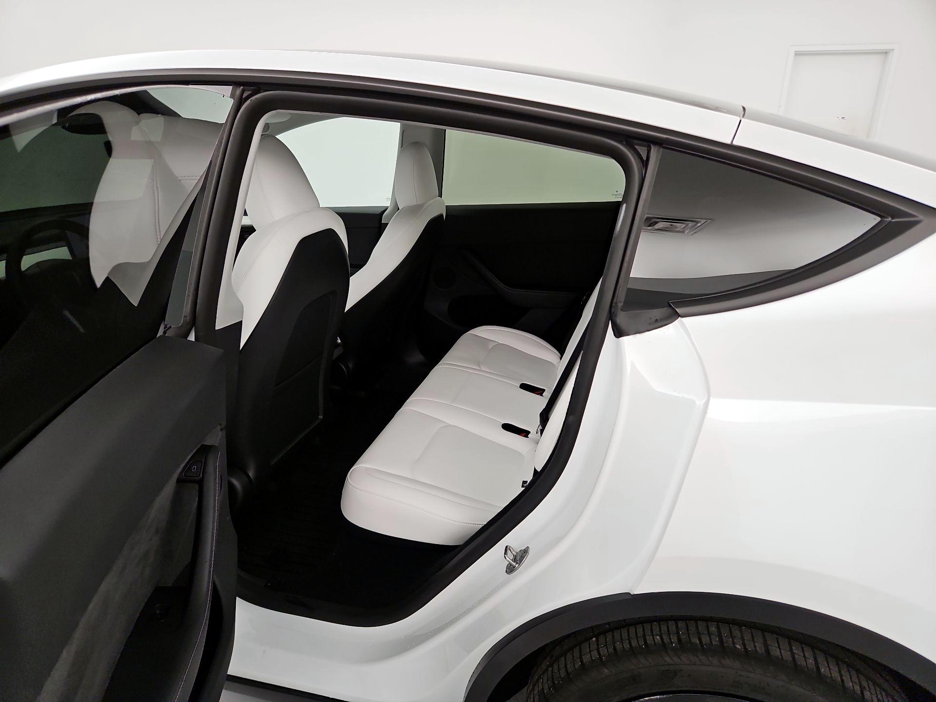 Thumbnail: 2025 Tesla Model Y - 20