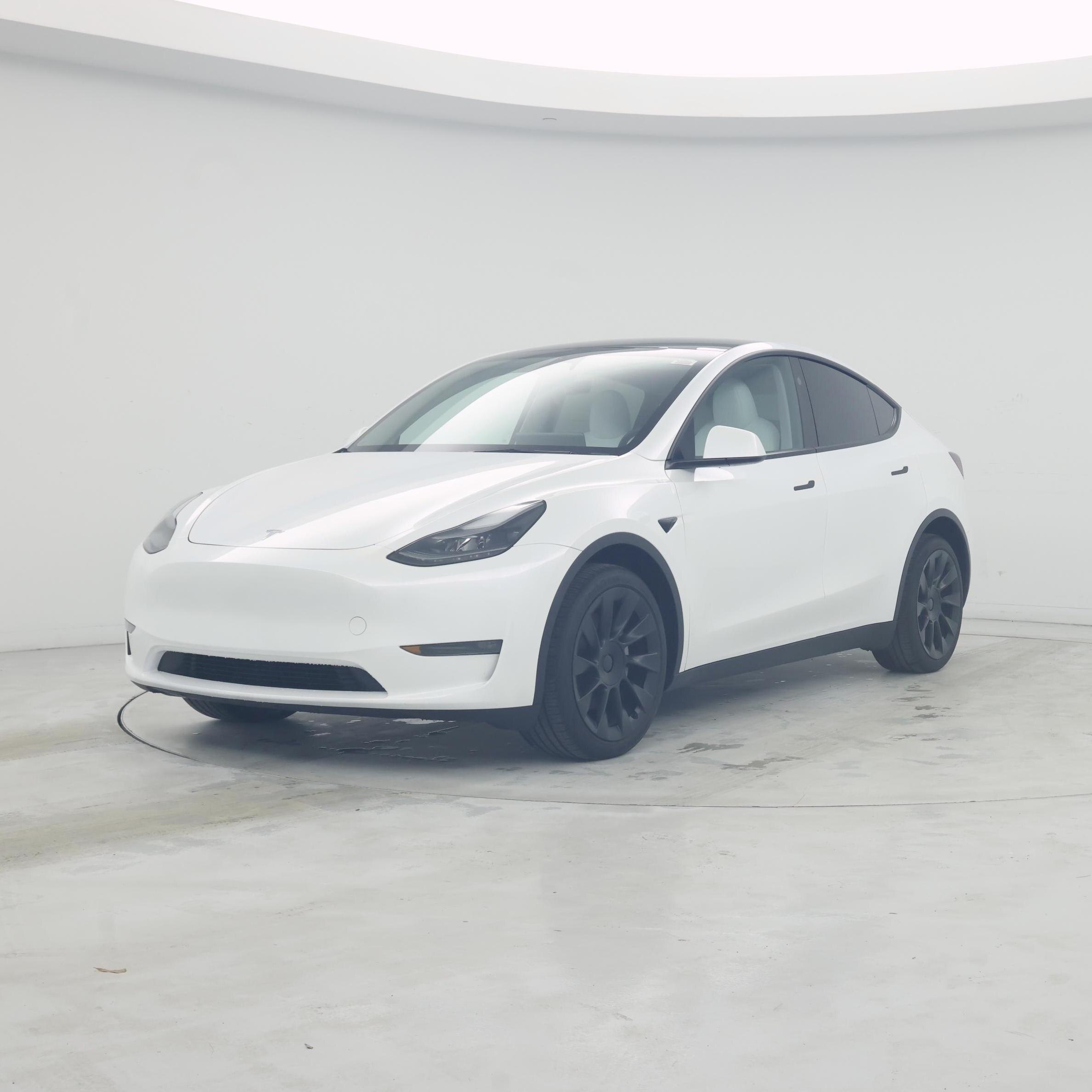 Thumbnail: 2025 Tesla Model Y - 4