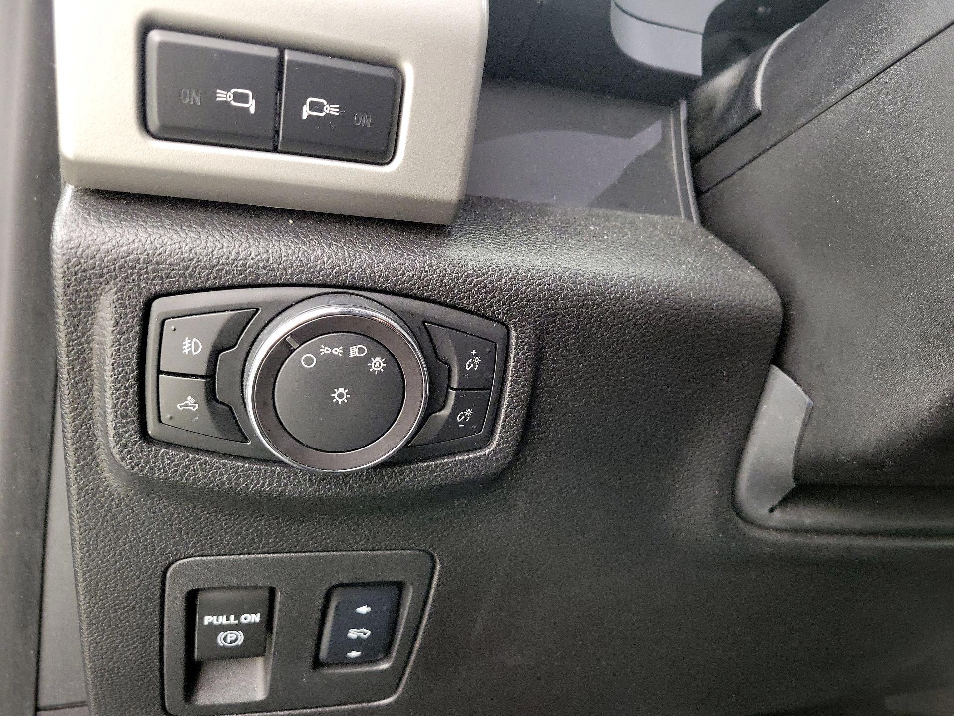 Thumbnail: 2018 Ford F-150 - 13