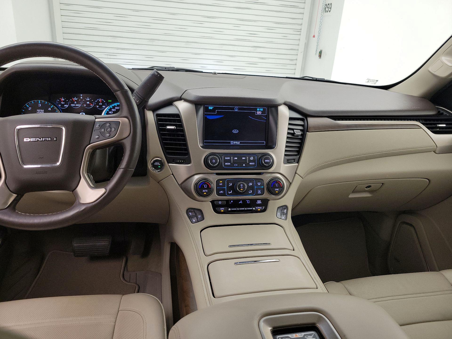 Thumbnail: 2018 GMC Yukon XL - 9