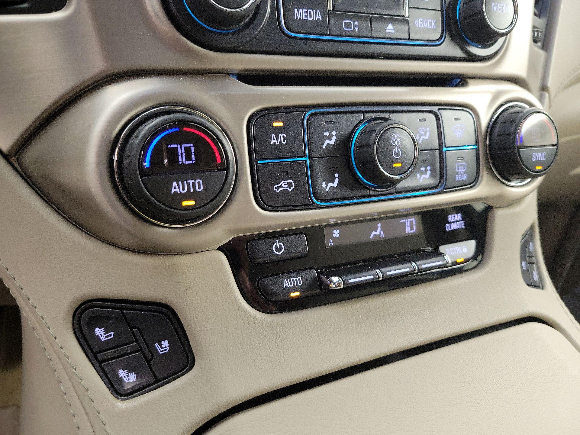 Thumbnail: 2018 GMC Yukon XL - 17