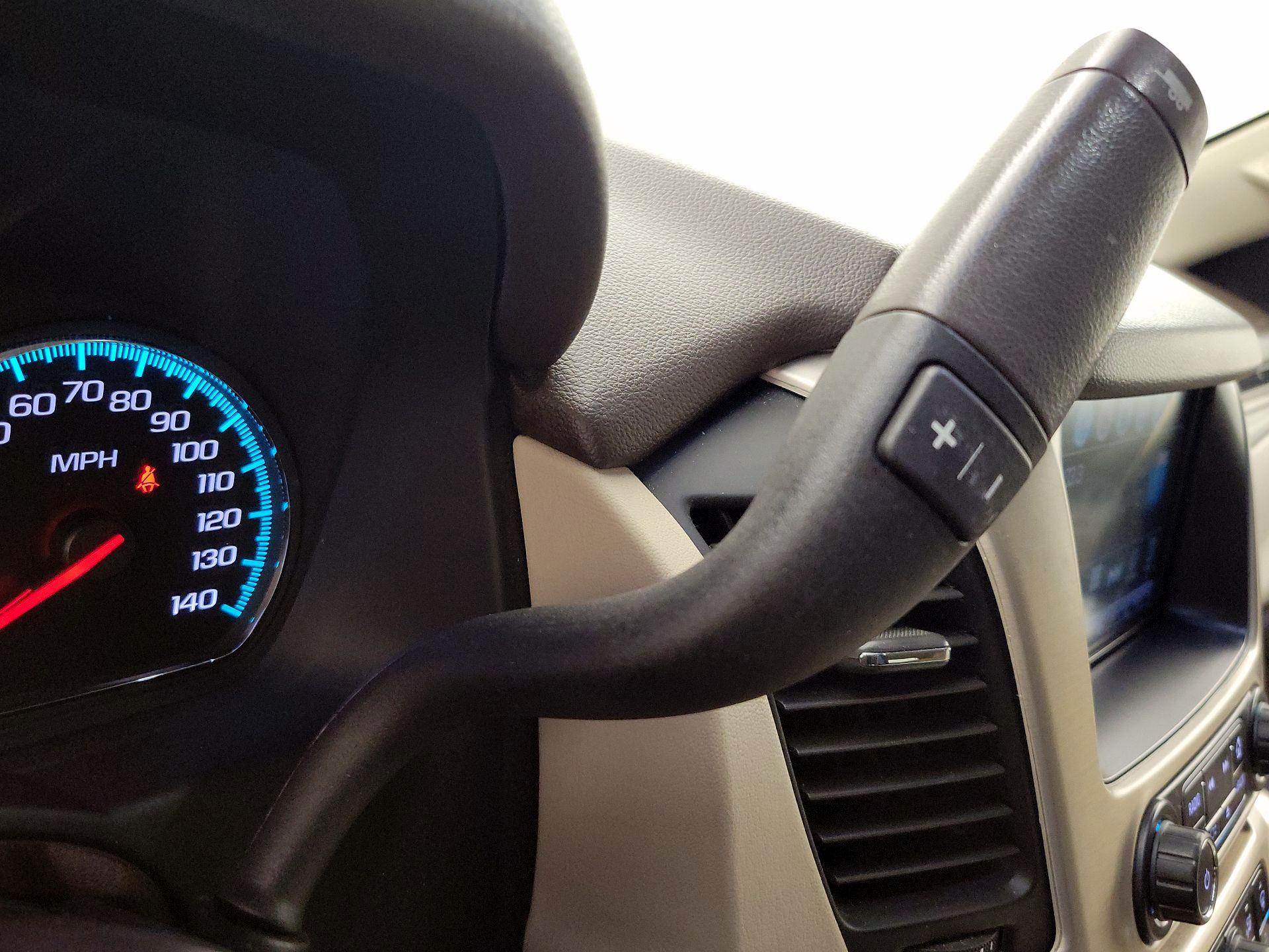 Thumbnail: 2018 GMC Yukon XL - 18