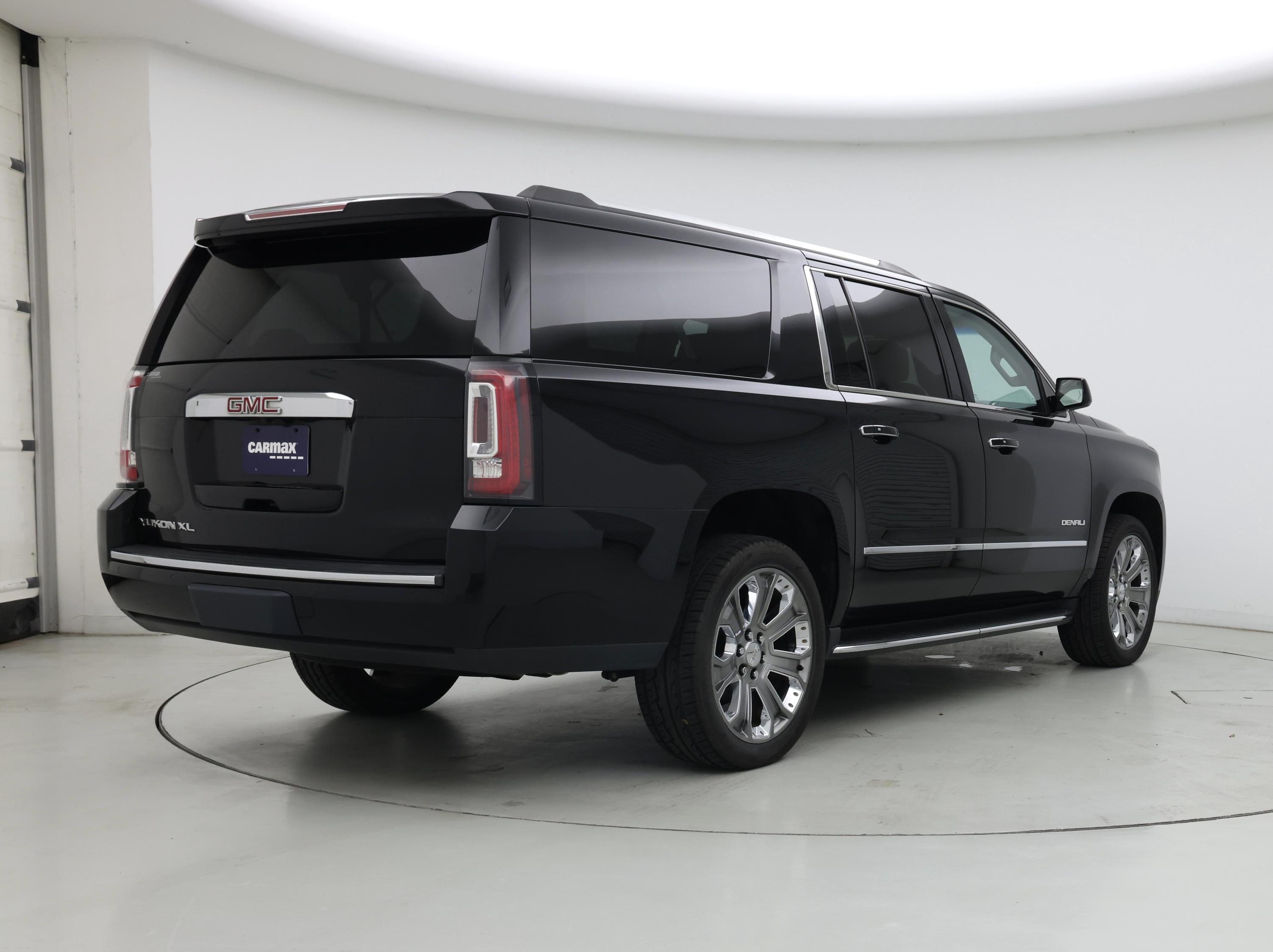Thumbnail: 2018 GMC Yukon XL - 8