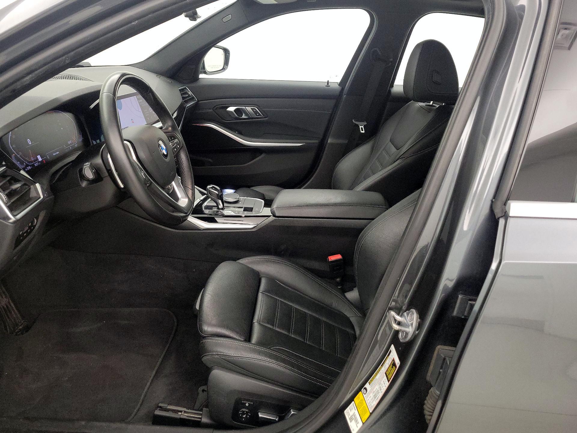 Thumbnail: 2019 BMW 3 Series - 11