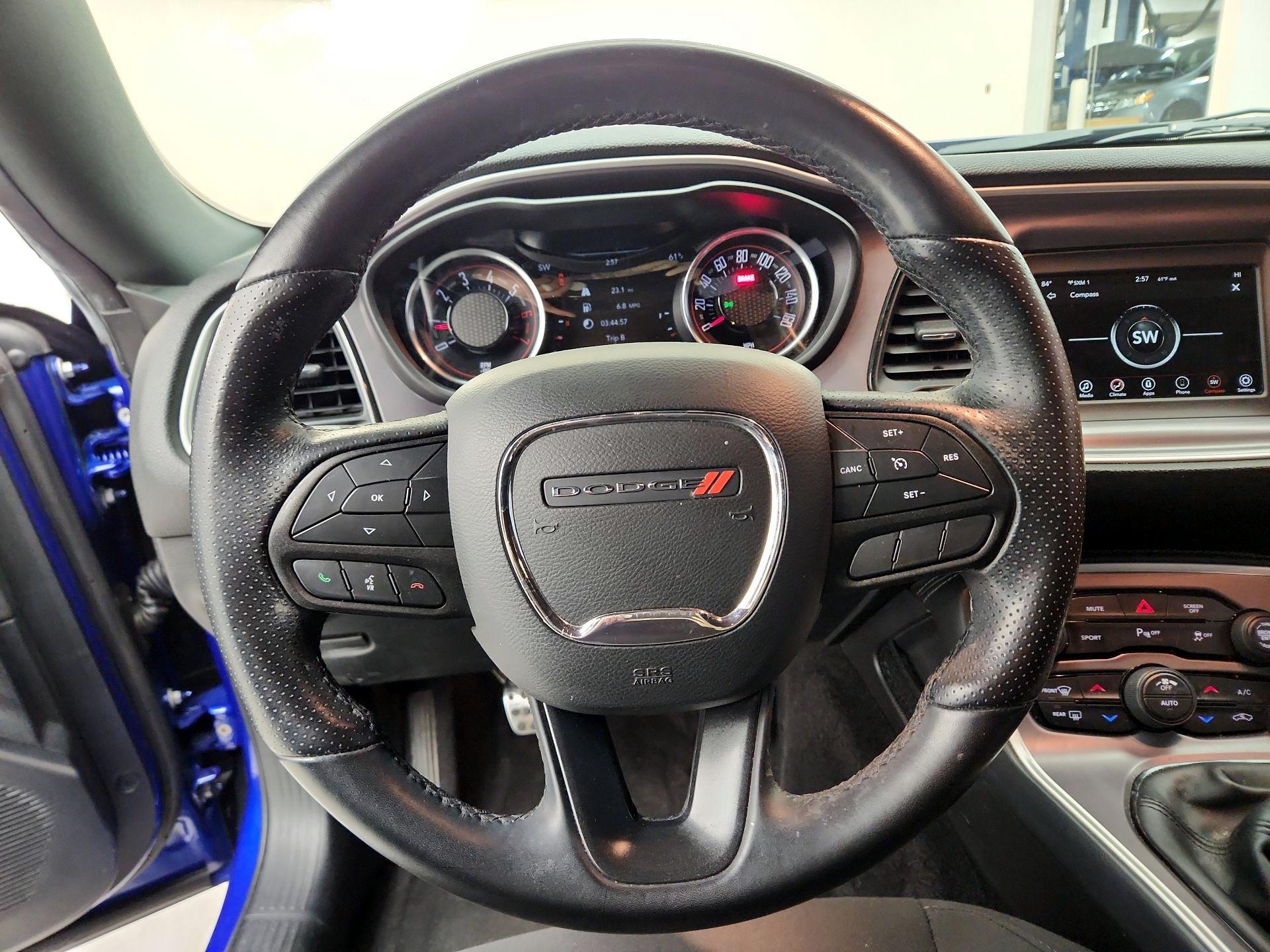 Thumbnail: 2022 Dodge Challenger - 10