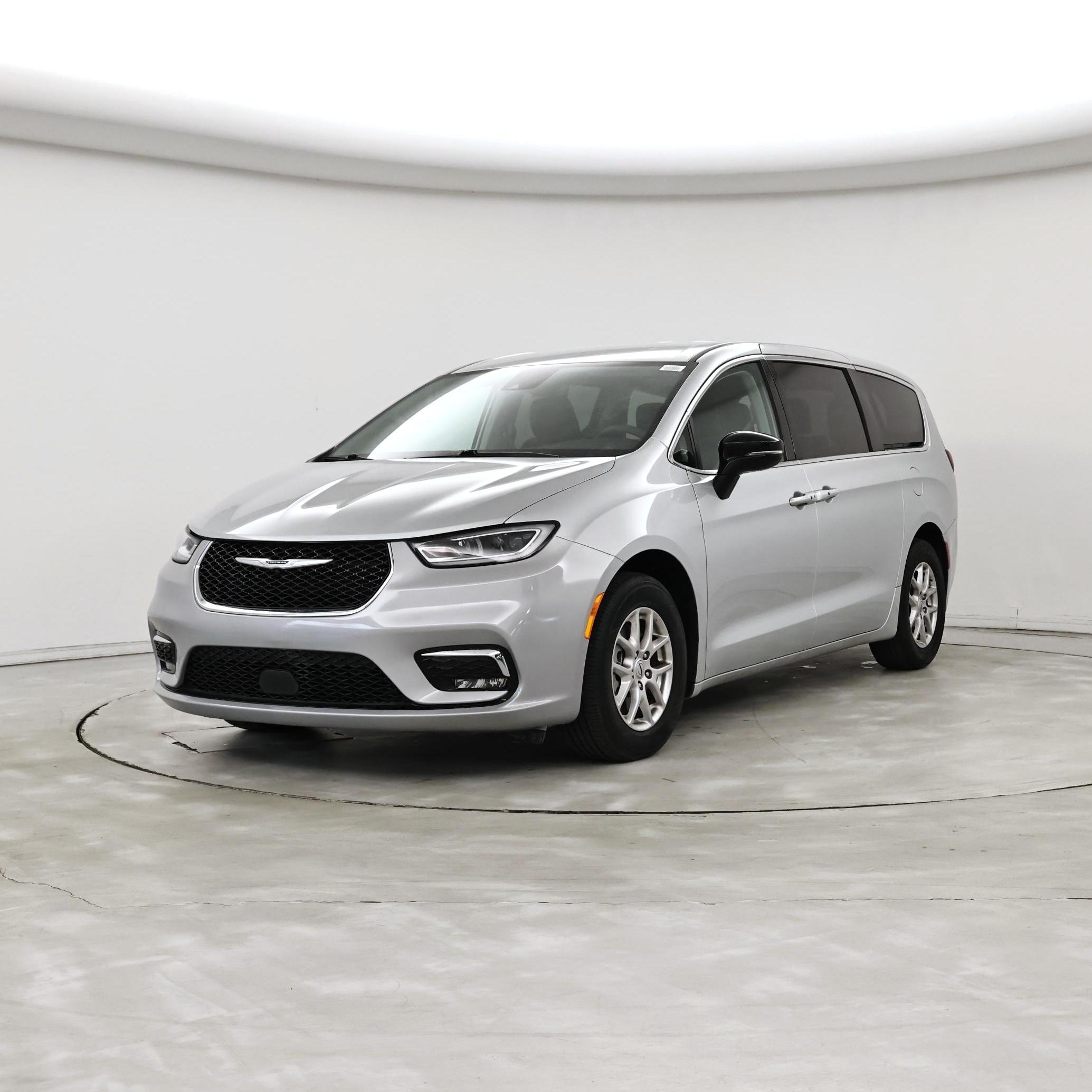 Thumbnail: 2024 Chrysler Pacifica - 4